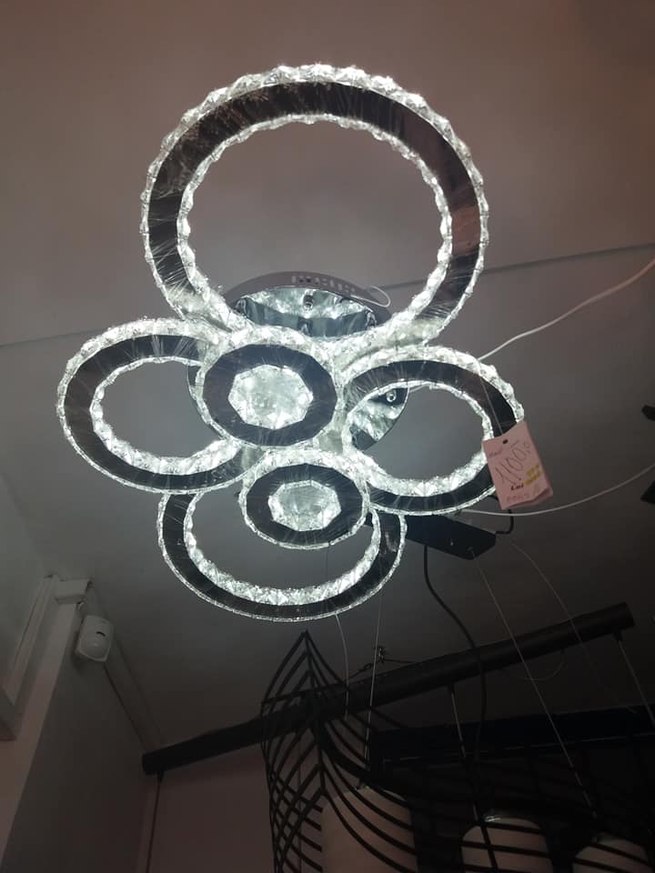 36999256_883982078458994_6405560469167276032_n