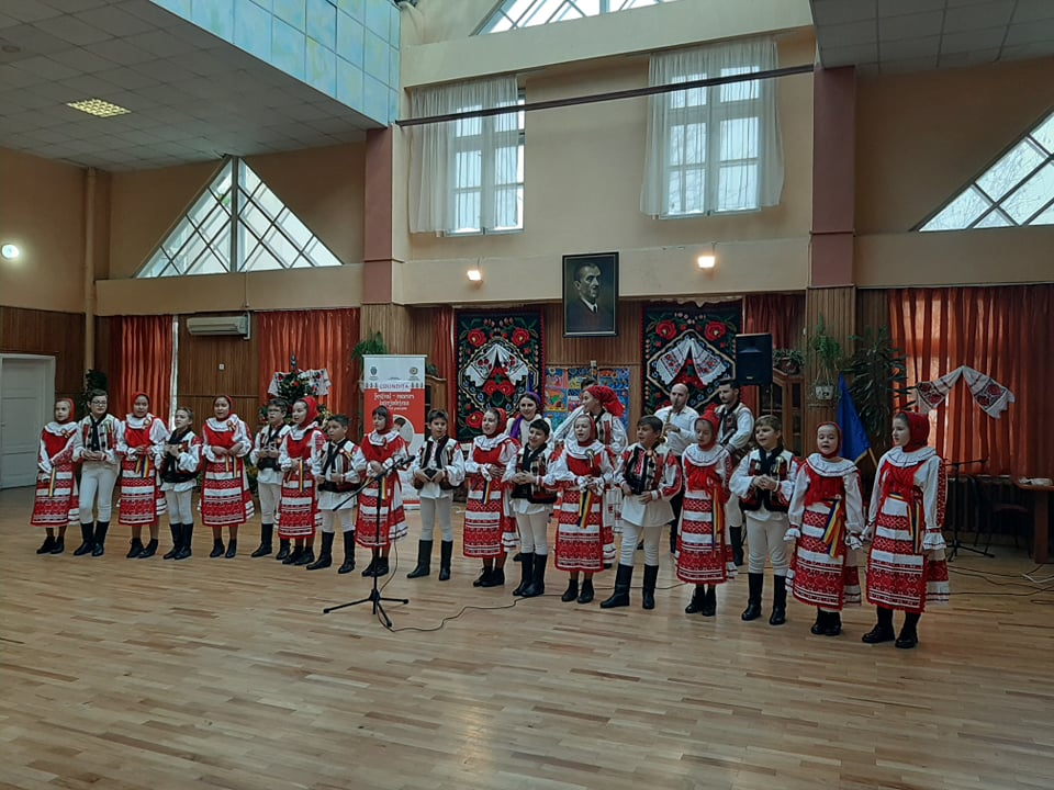 78932966_291967678376940_1988440192985333760_n