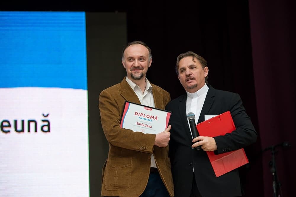 83189058_2519599108149797_8098405091398123520_n