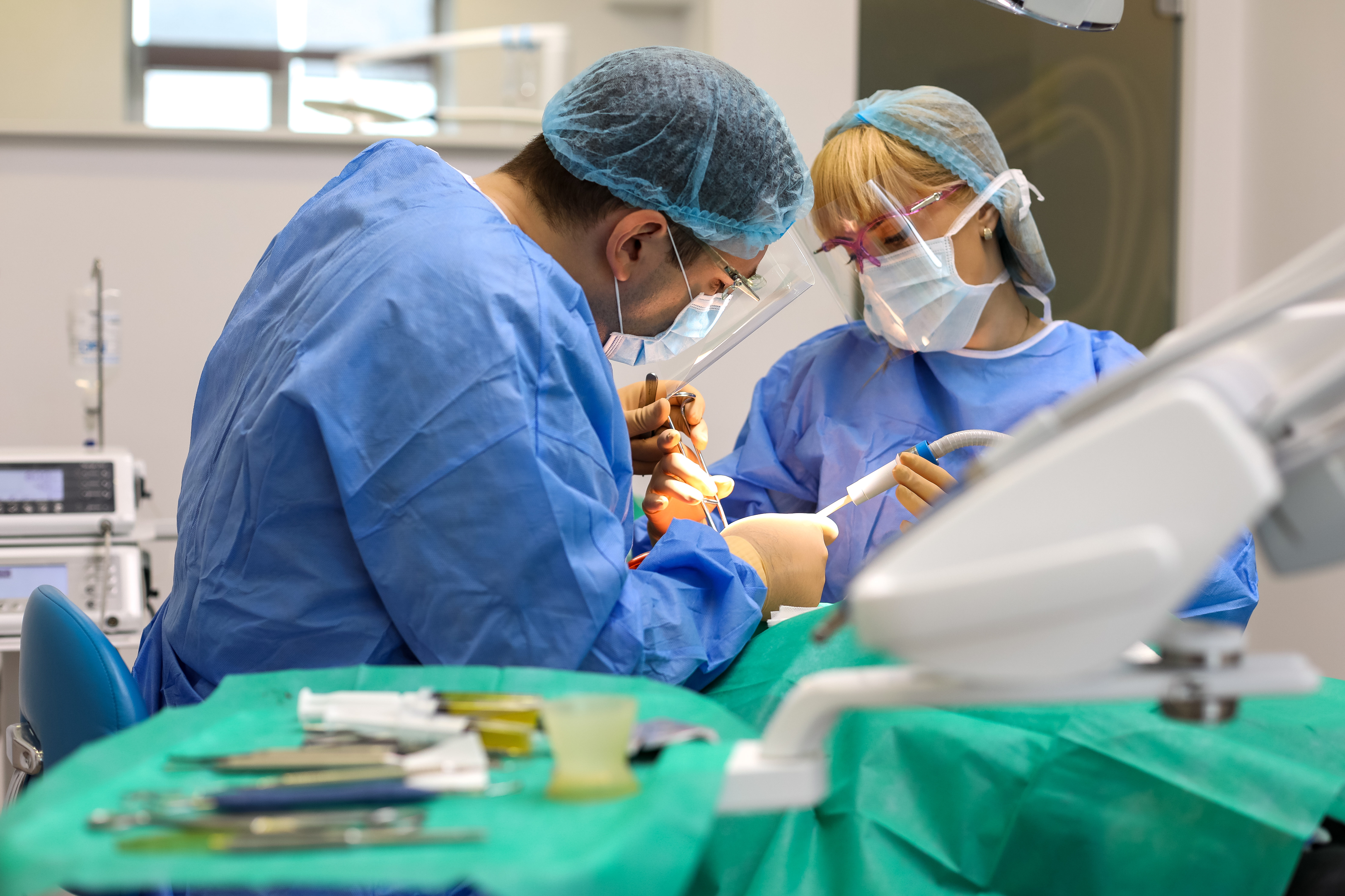 clinica dentara dr leagu oradea (1)