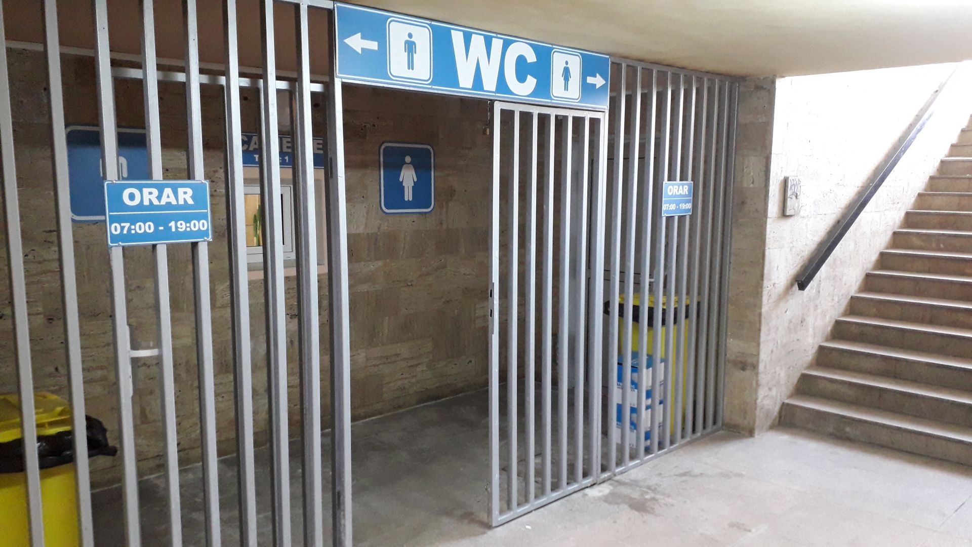 wc toaleta gara oradea (1)