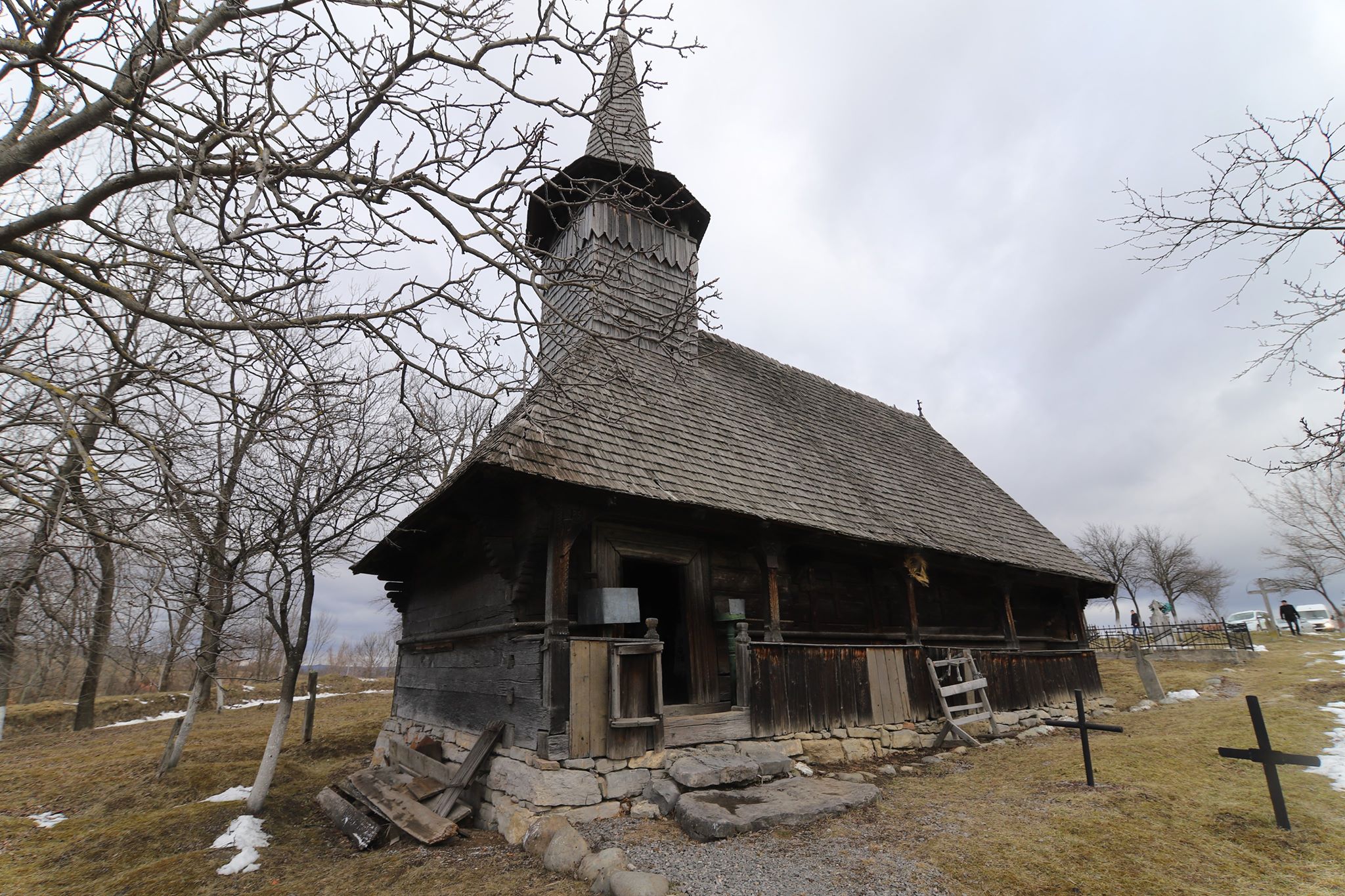 86802382_179062413419969_1485751632909041664_n