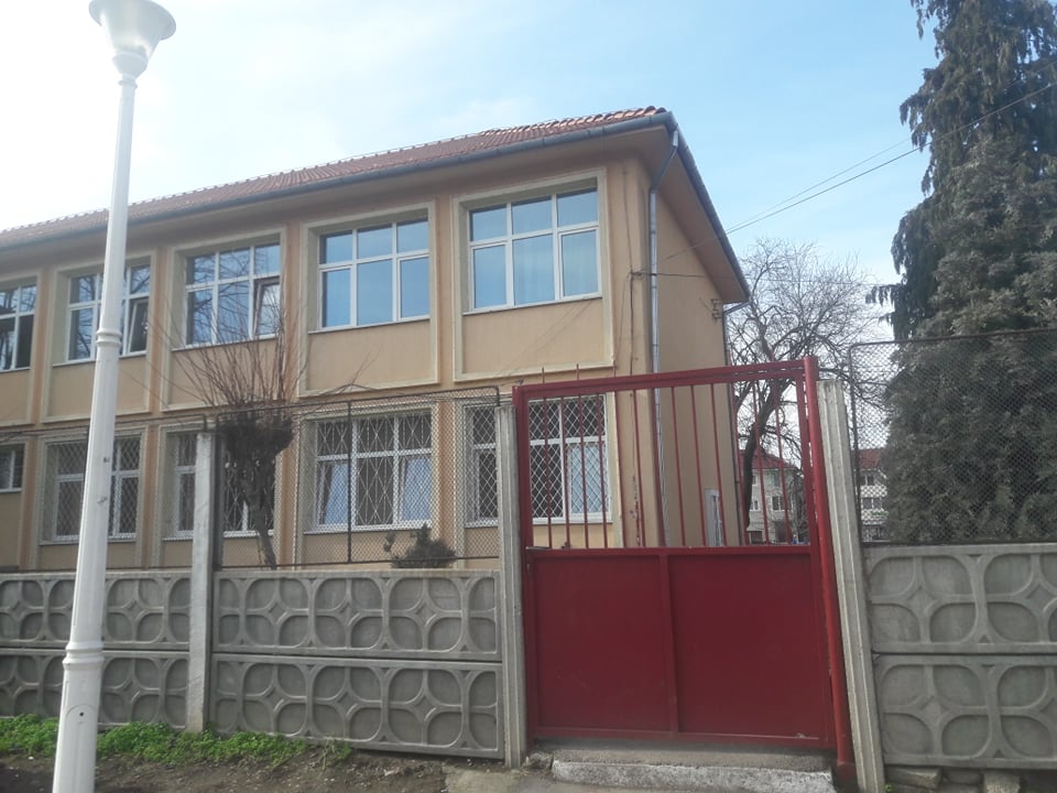 86989554_193116755260466_6524637239153000448_n