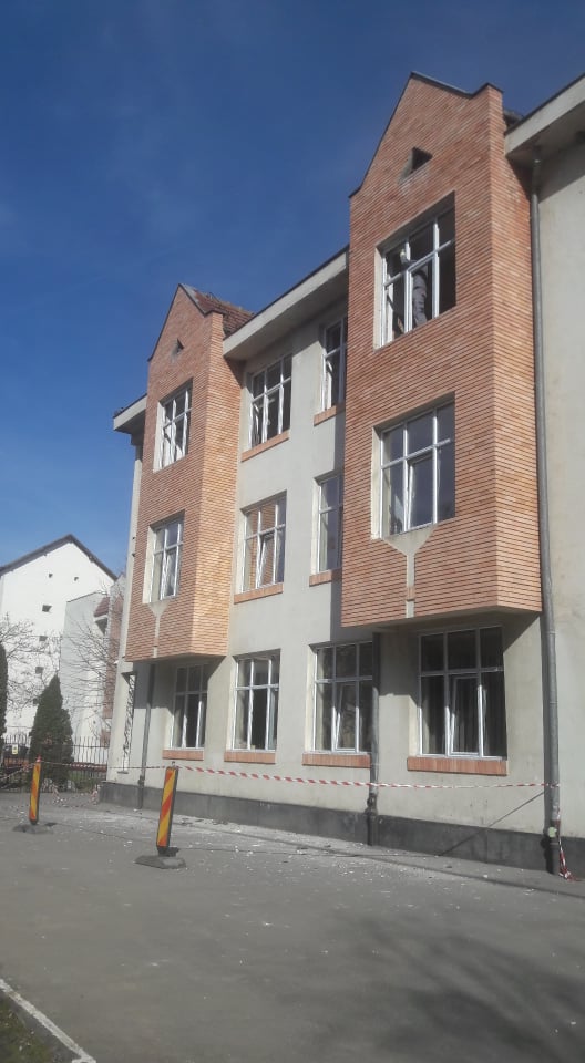 87012312_179990746595909_7452312233347907584_n