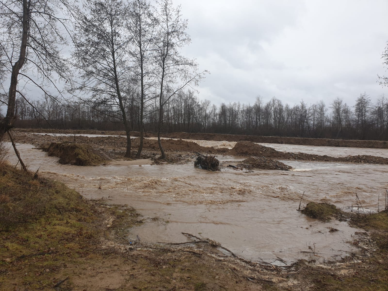 baraj rupt inundatii (4)