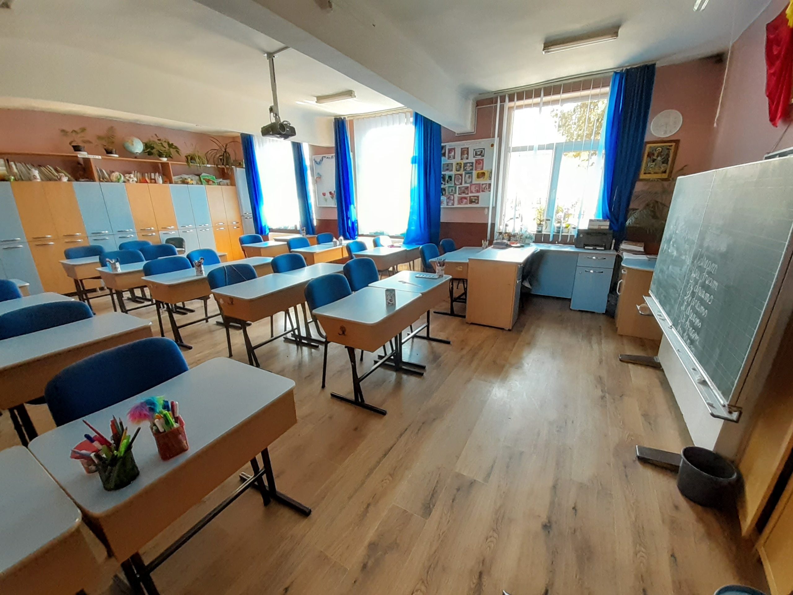 Scoala veche Sanmartin (1)