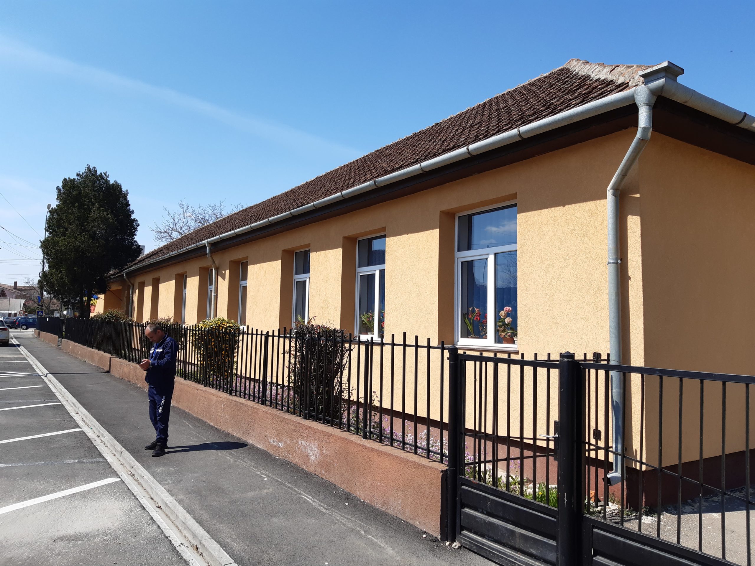 Scoala veche Sanmartin (2)