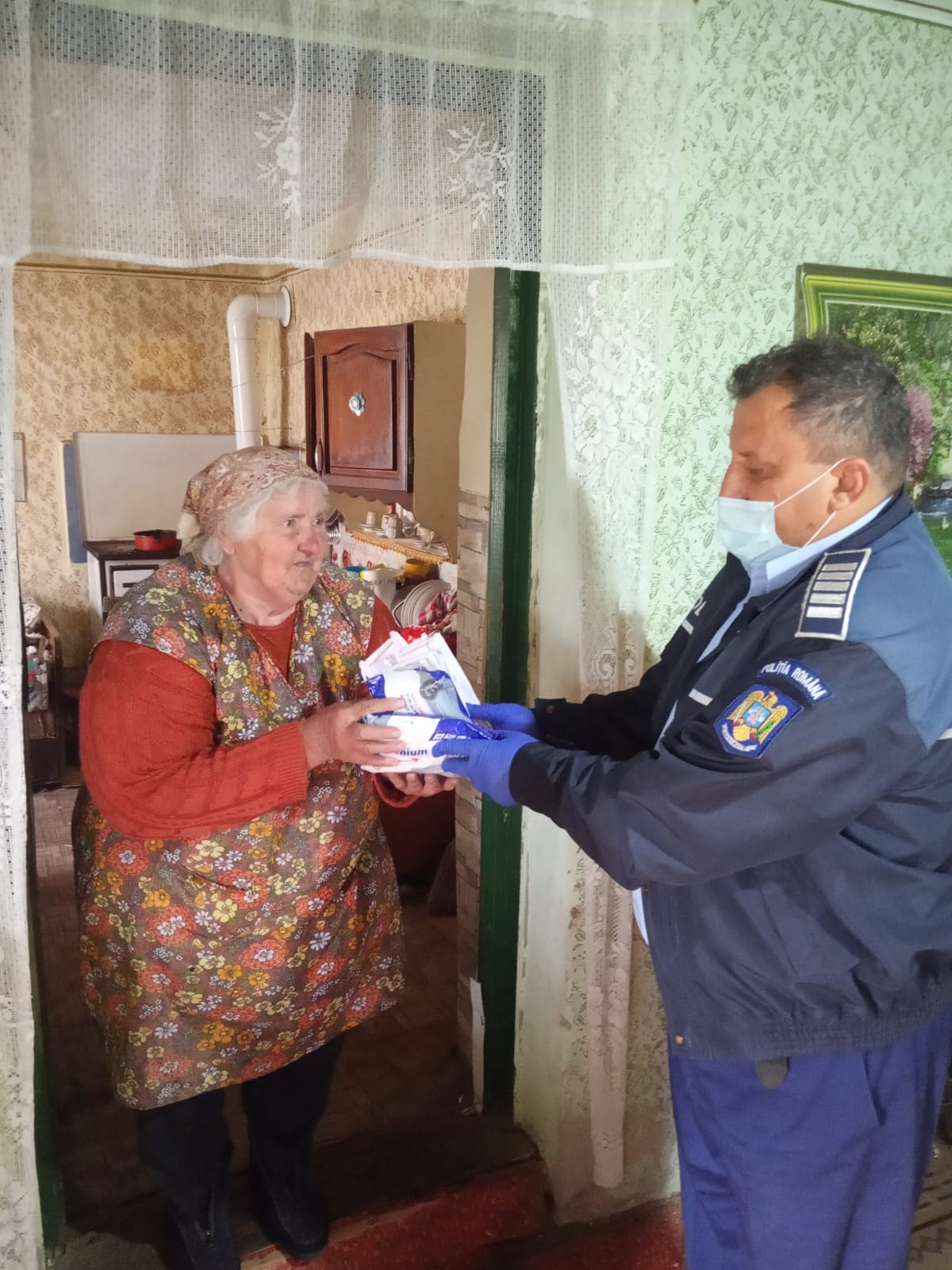 distributie materiale protectie gratuite7