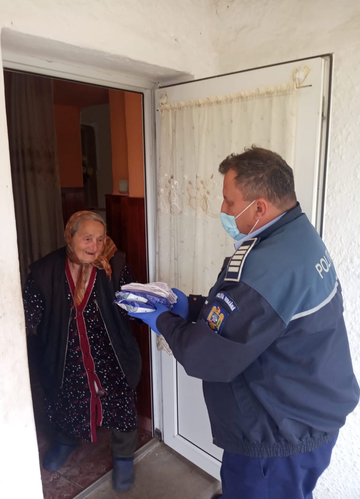 distributie materiale protectie gratuite8