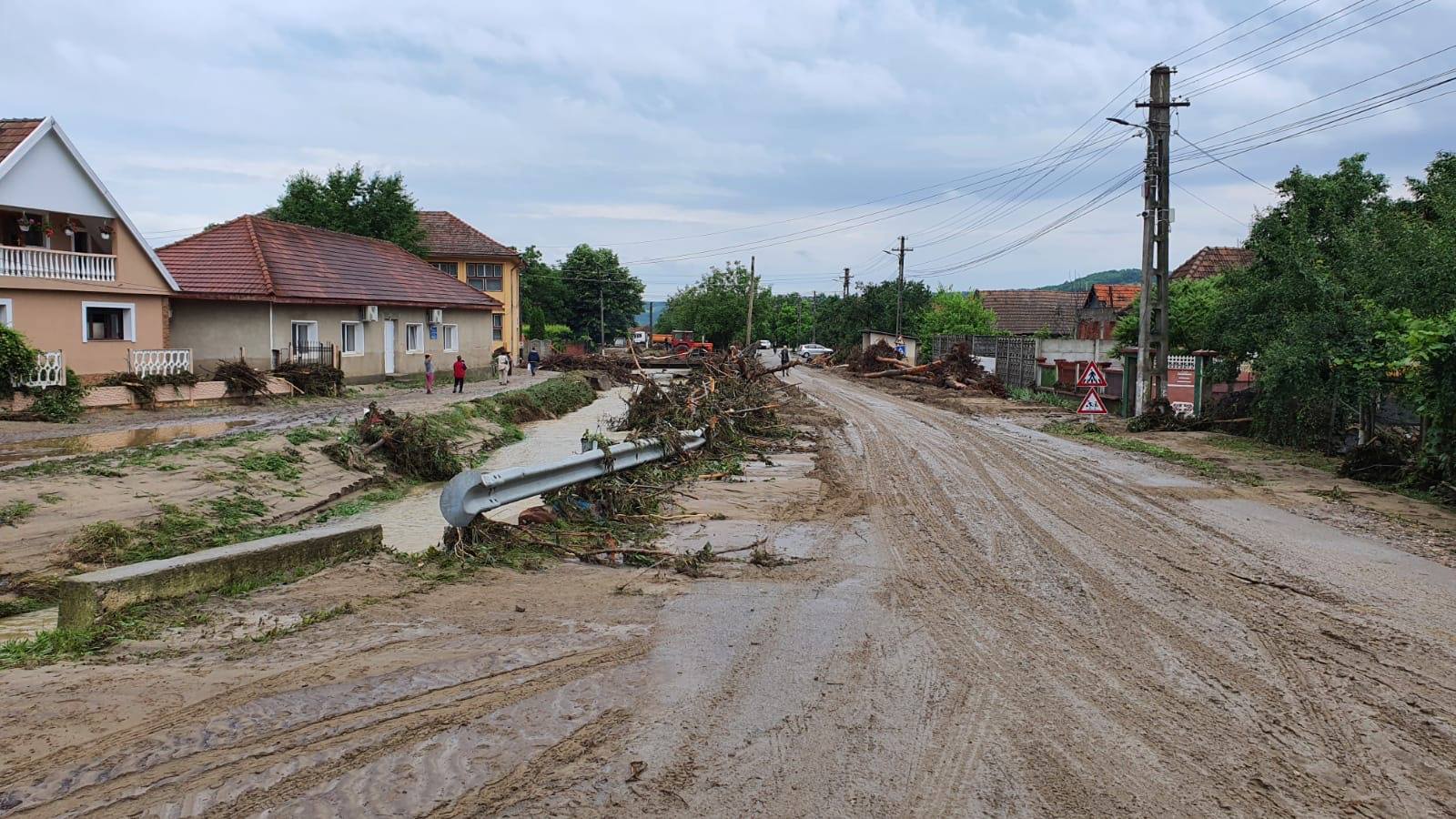 104936684_269242981179720_8519532826267378867_n