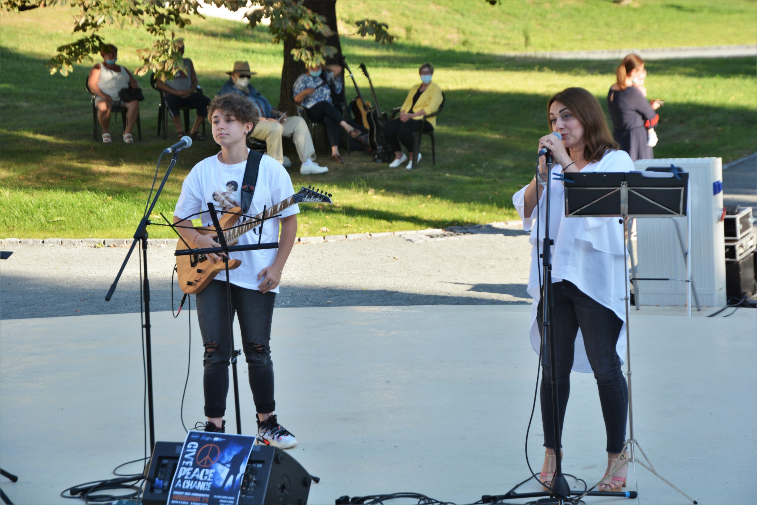 concert Give Peace a Chance 0radea (28)