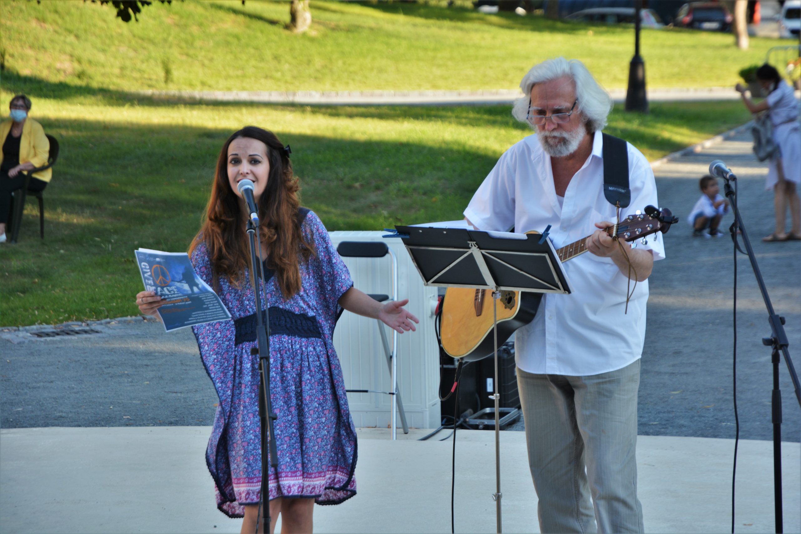 concert Give Peace a Chance 0radea (52)