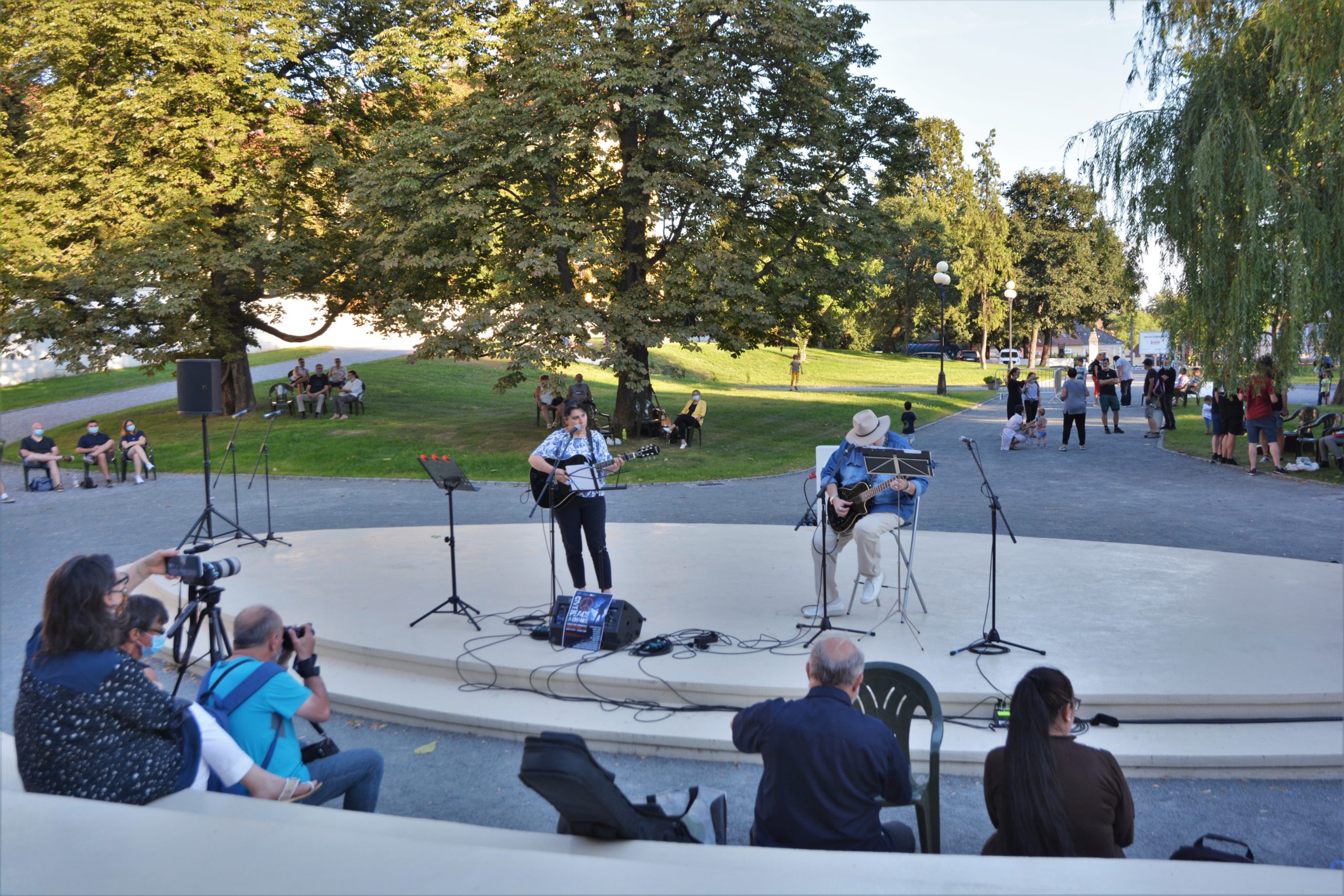 concert Give Peace a Chance 0radea (63)