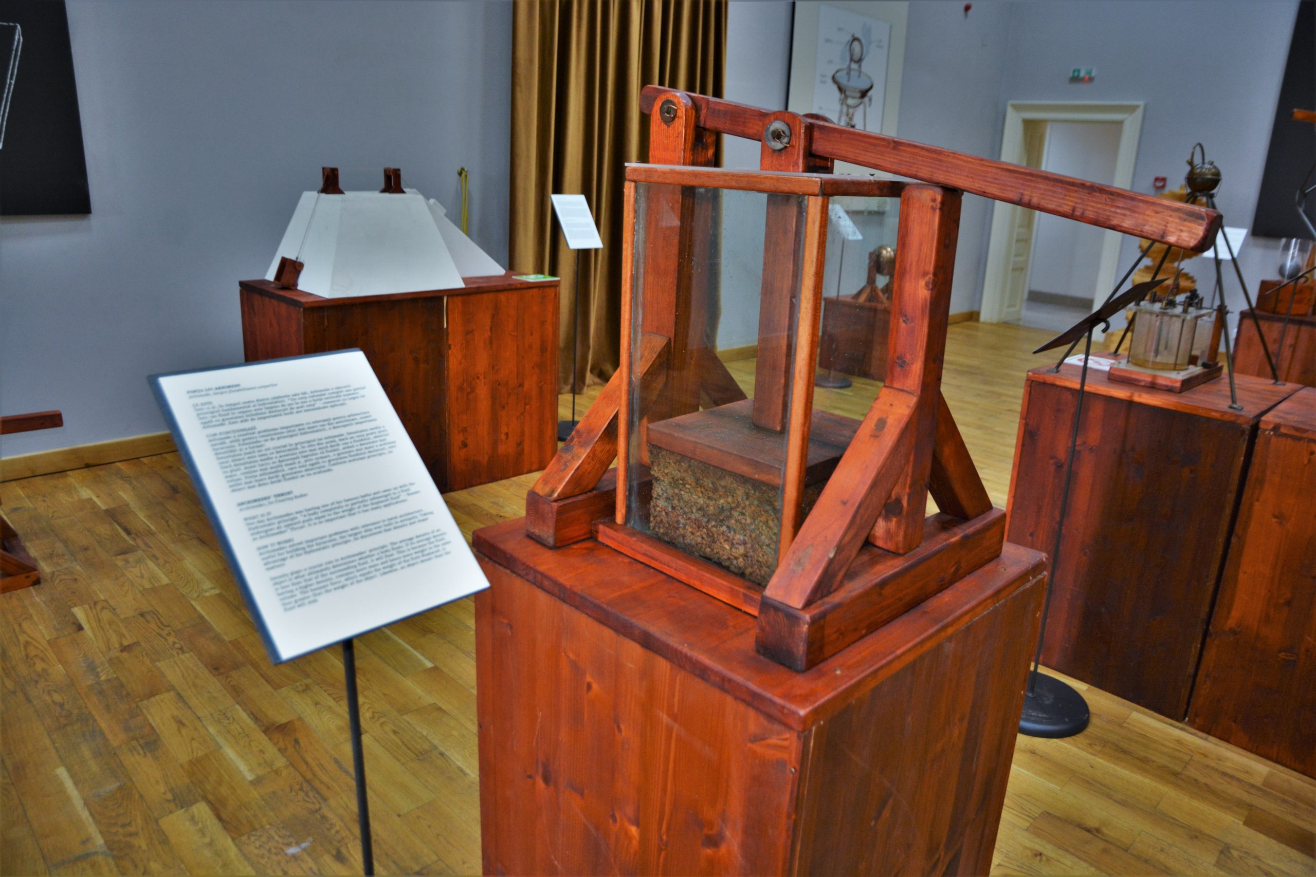 expozitie Arhimede și invențiile sale (48)