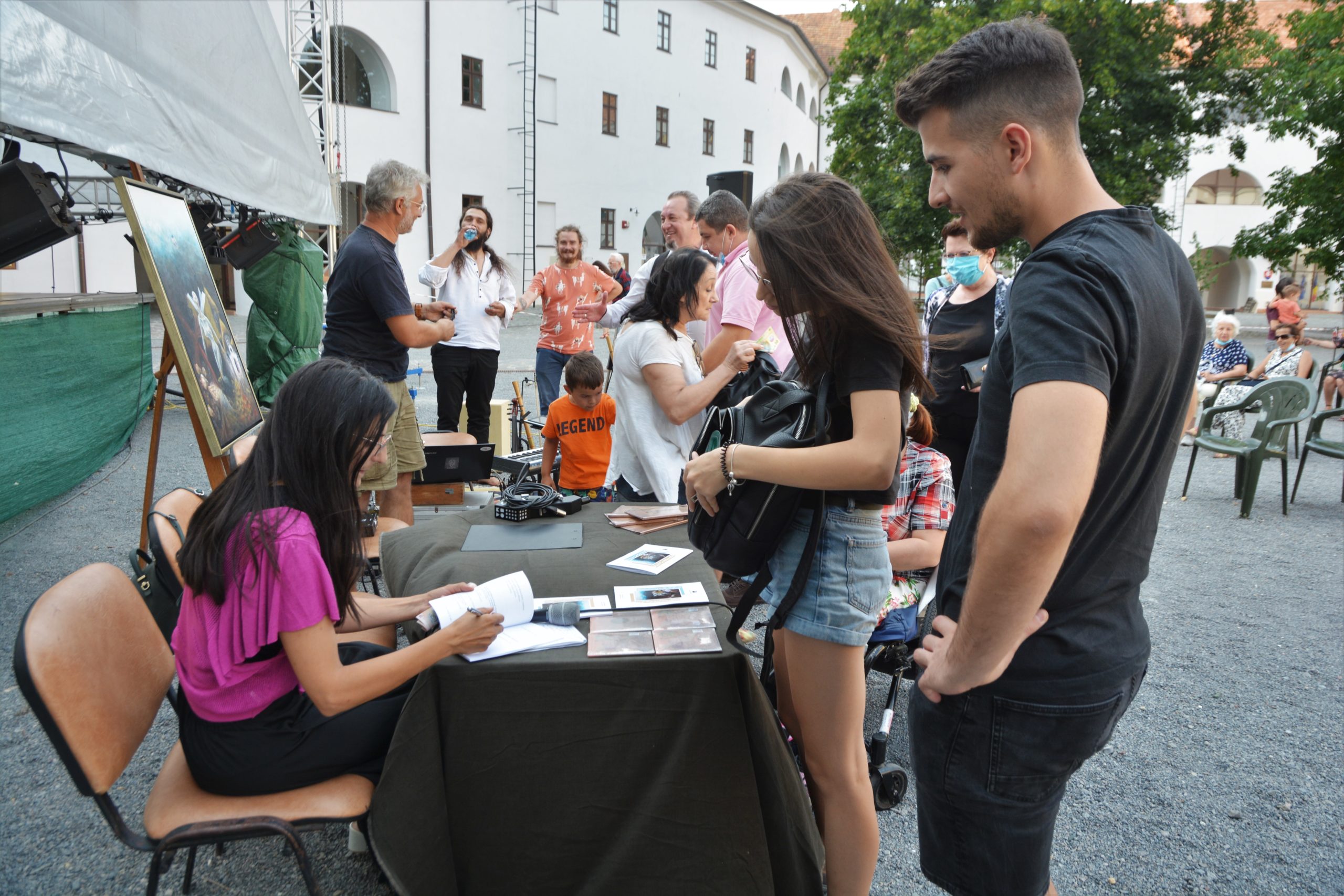 lansare carte Bunavestire Delicioasă Ocolul pandemiei în 33 de cânturi (52)