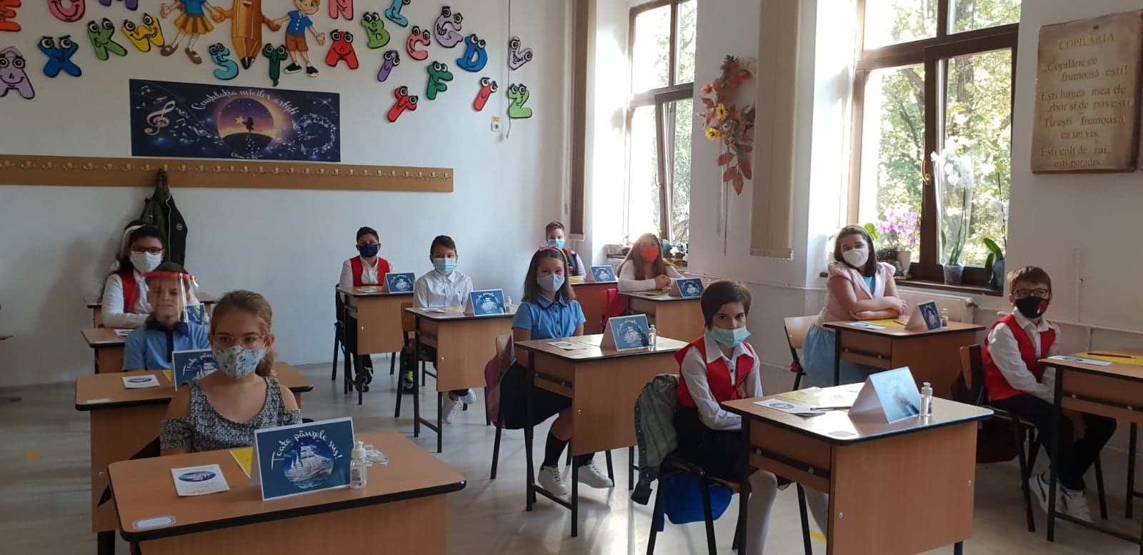 prima zi de scoala elevi coronavirus (9)