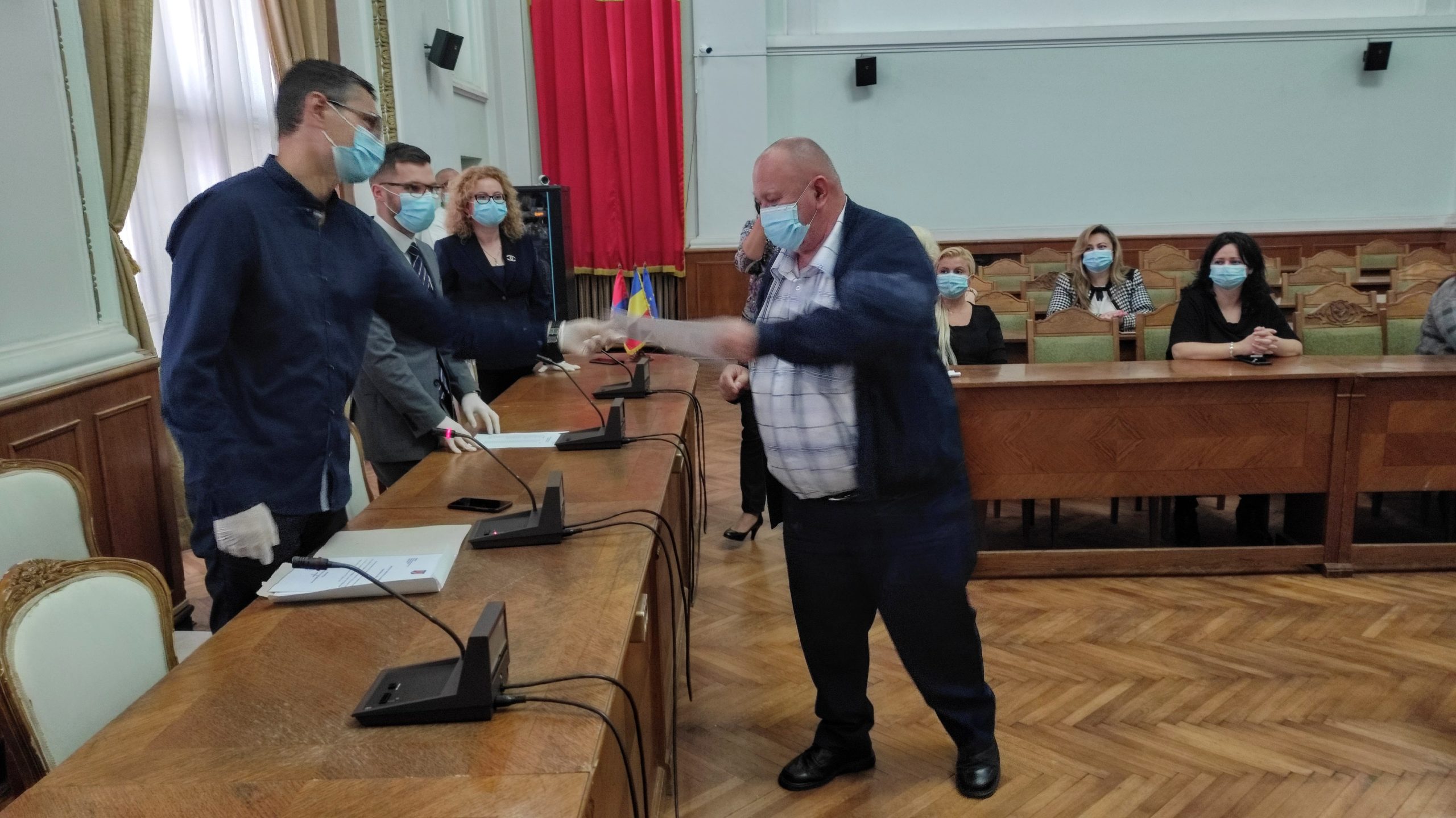 Ceremonia inmanarii certificatelor Consiliul Local Oradea (14)