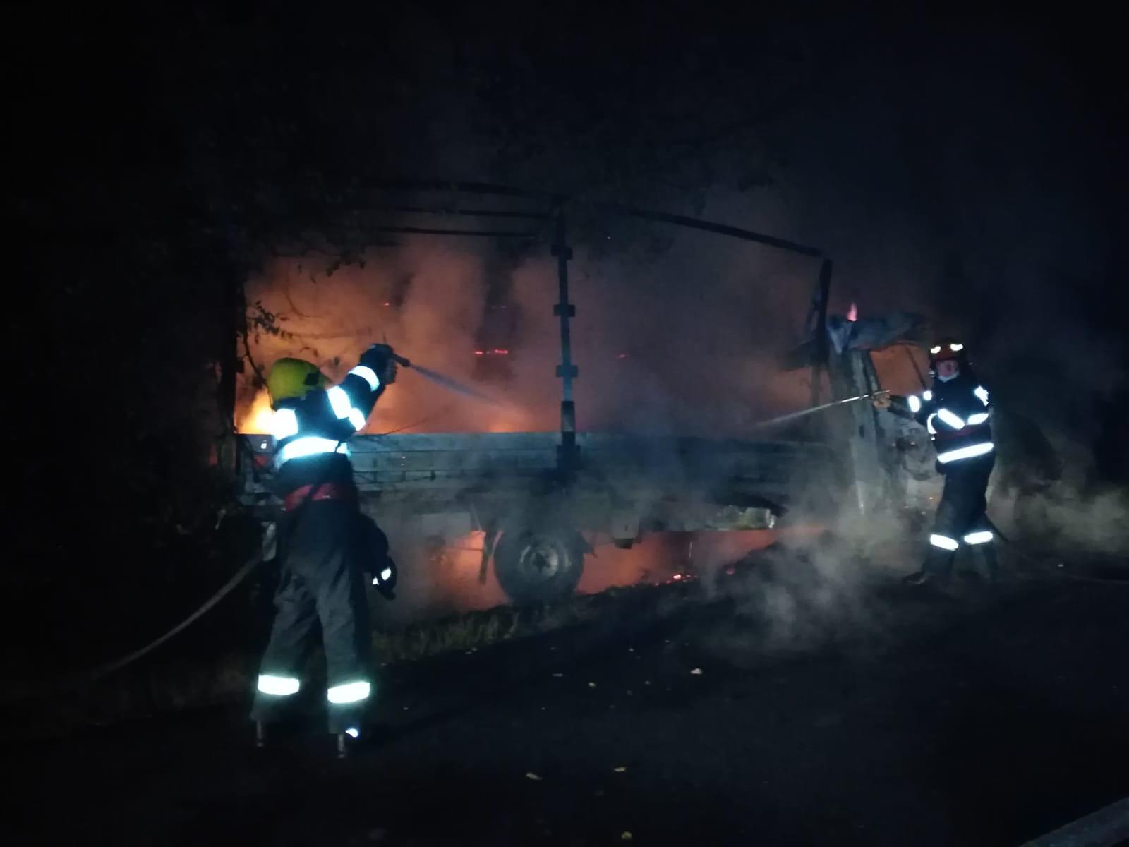 FOTO: Incendii autovehicule Bihor 16.10.2020