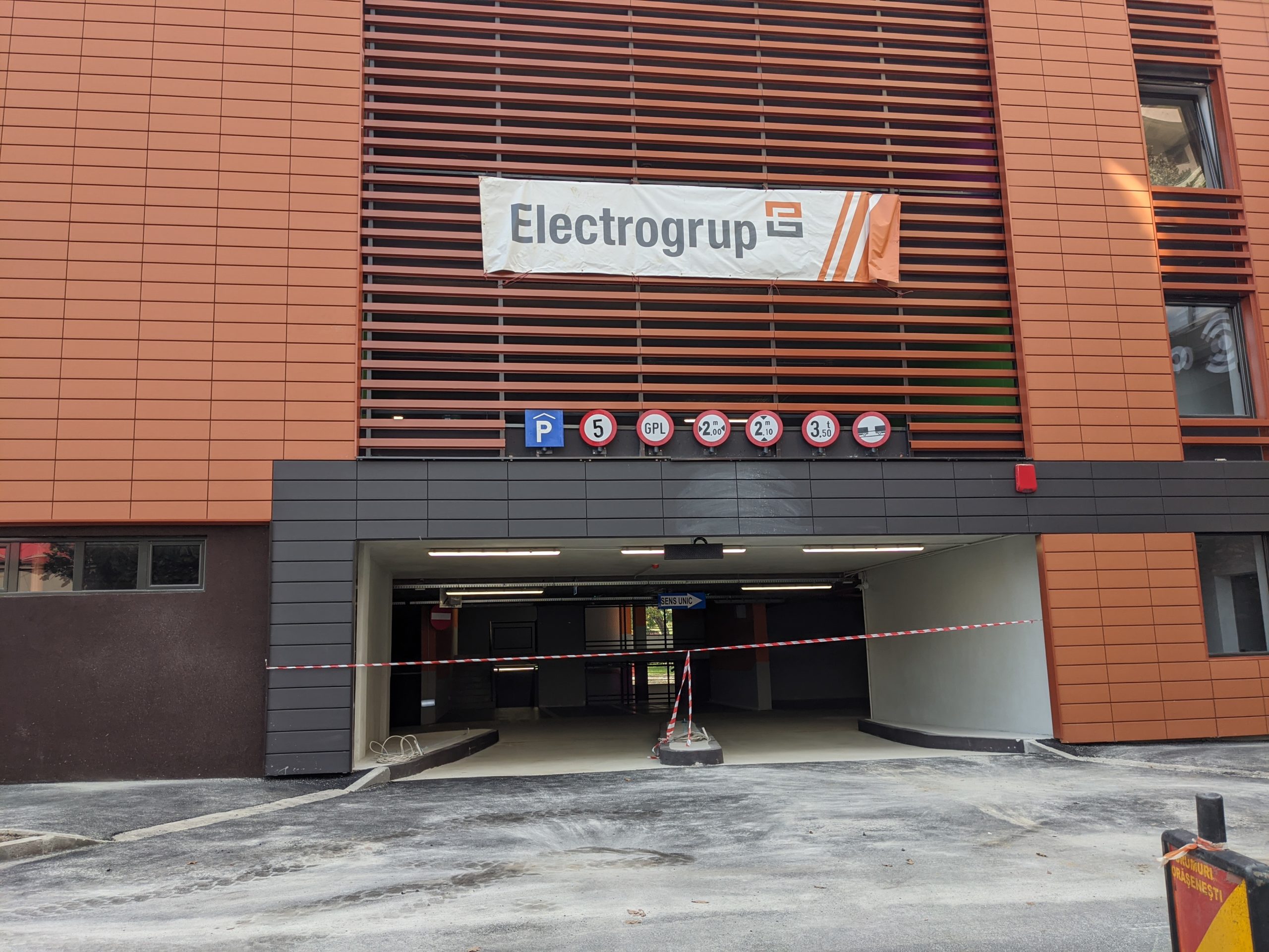 parcare strada brasovului (36)