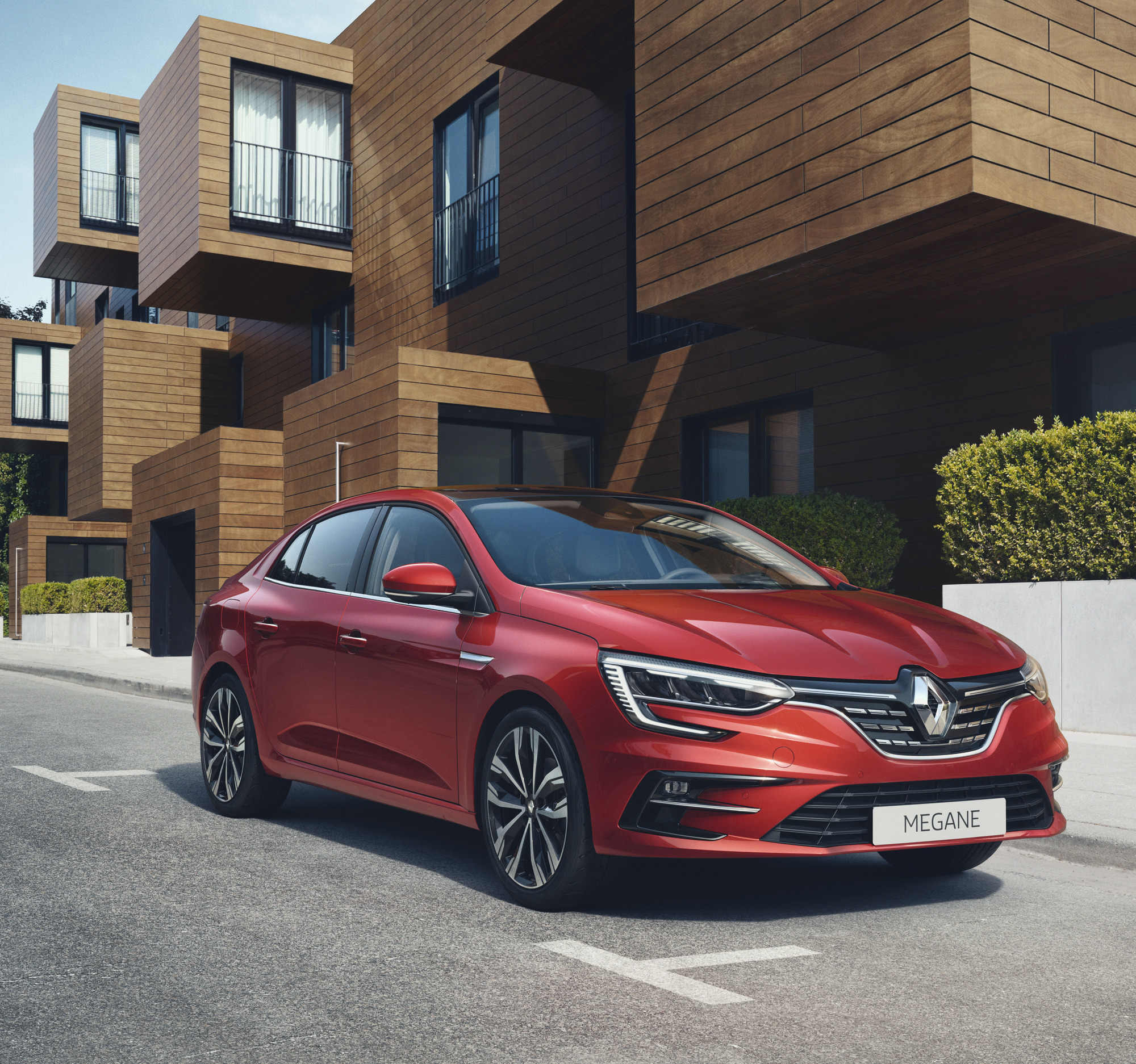 RENAULT MEGANE IV SEDAN (LFF)