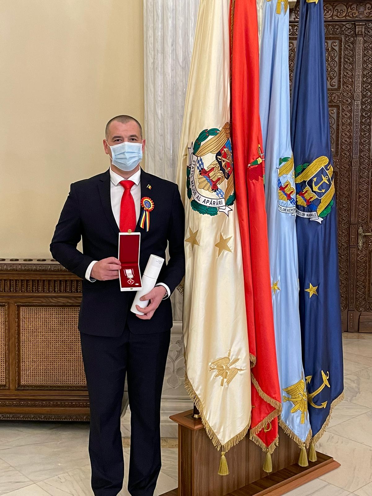 medici oradea decorati presedinte (4)