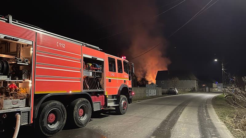 9246D4E7-5A75-45A2-B8DE-0A80B777C5AC