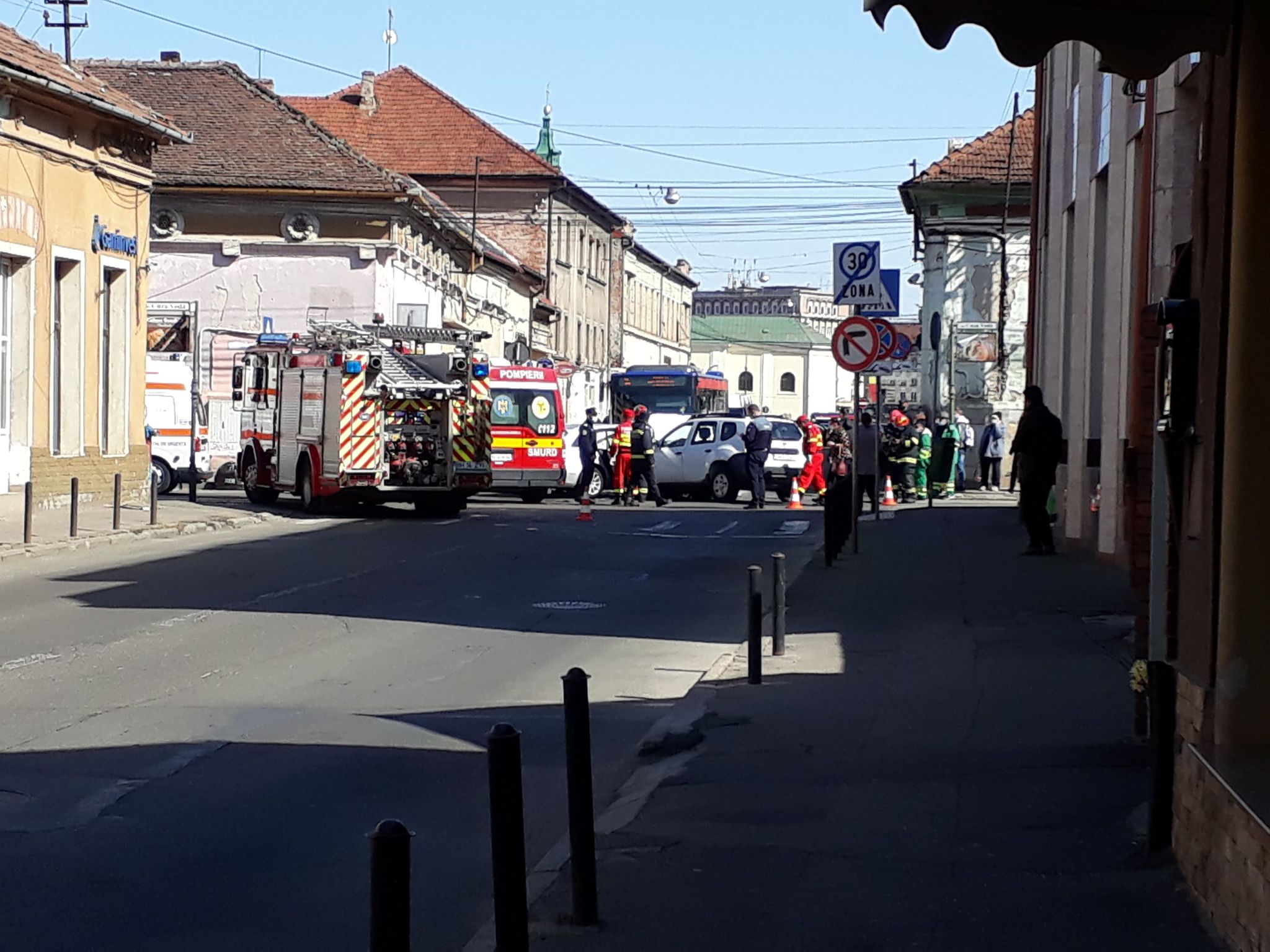 accident strada avram iancu oradea (1)