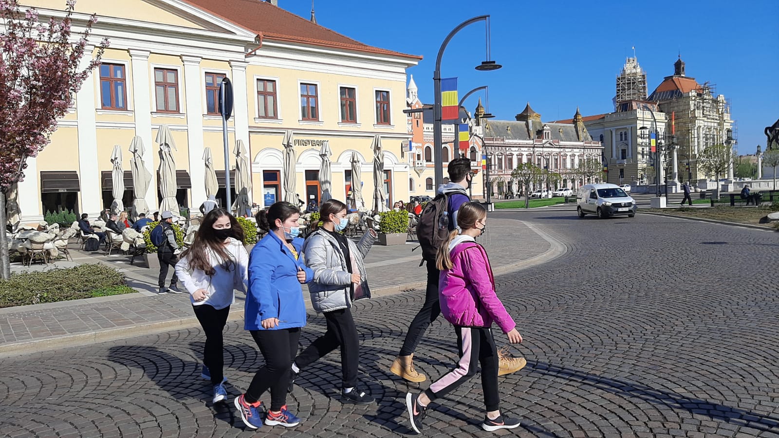 c2806cb8-e1db-4281-8746-4a151833089e