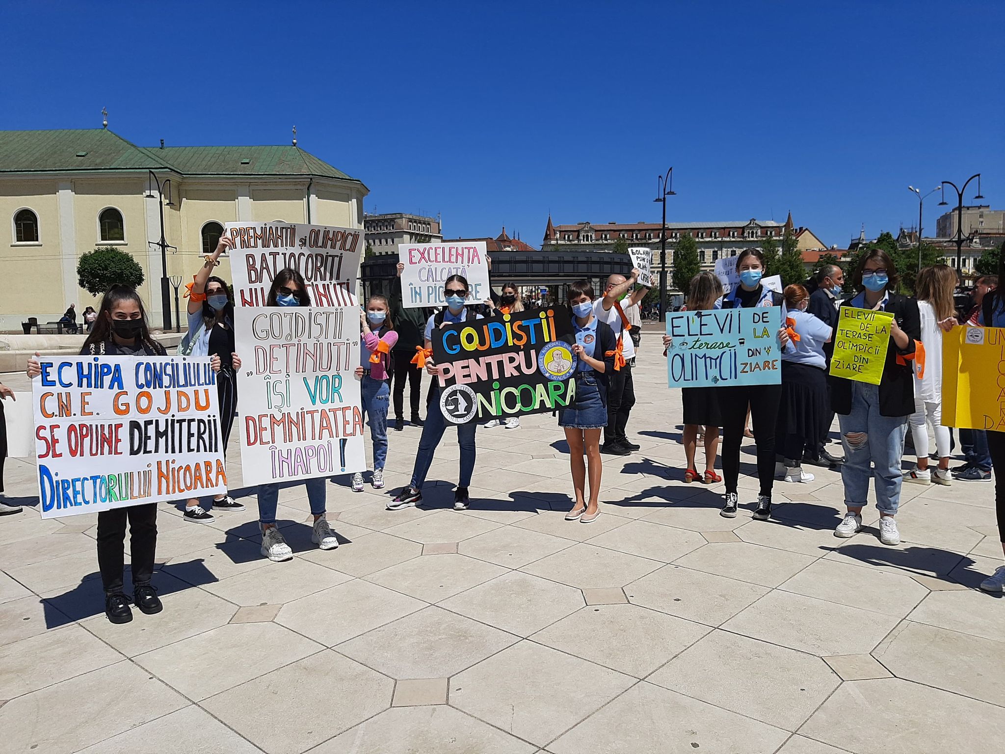 protest elevi gojdu nicoara oradea (29)
