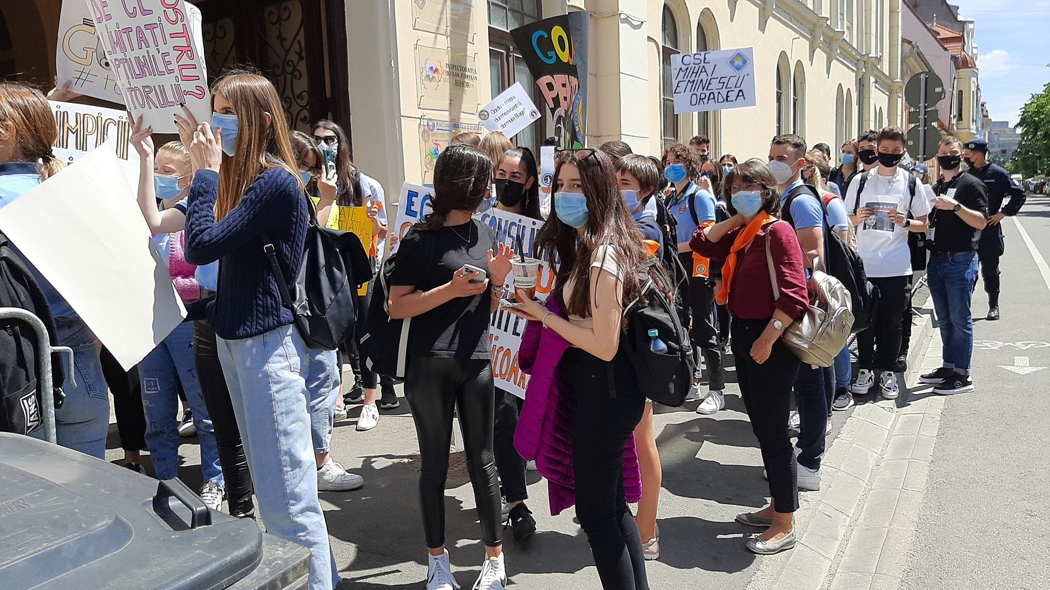 protest elevi gojdu nicoara oradea (31)