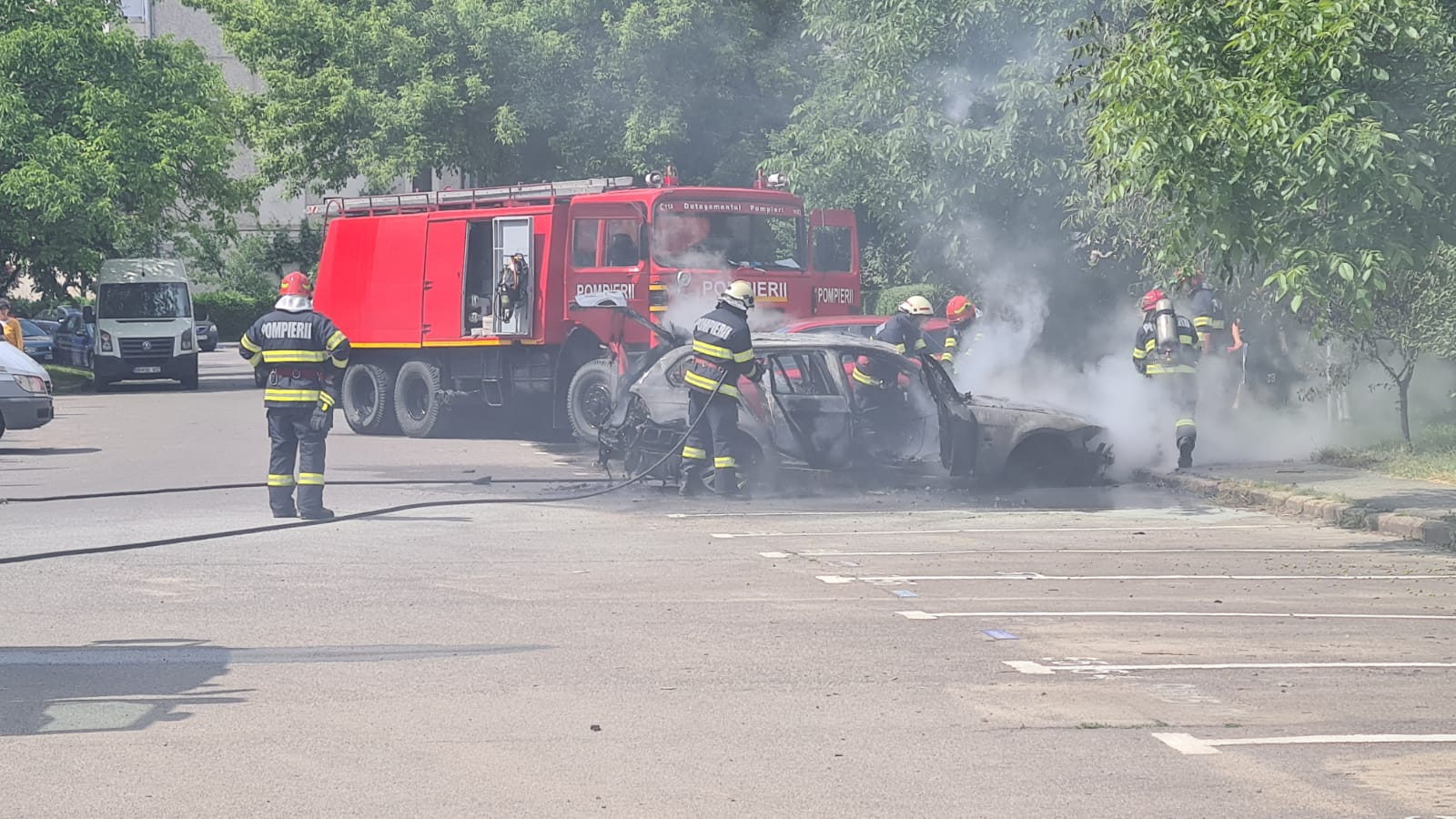 999d4009-de67-4464-8b61-a19e68483b94