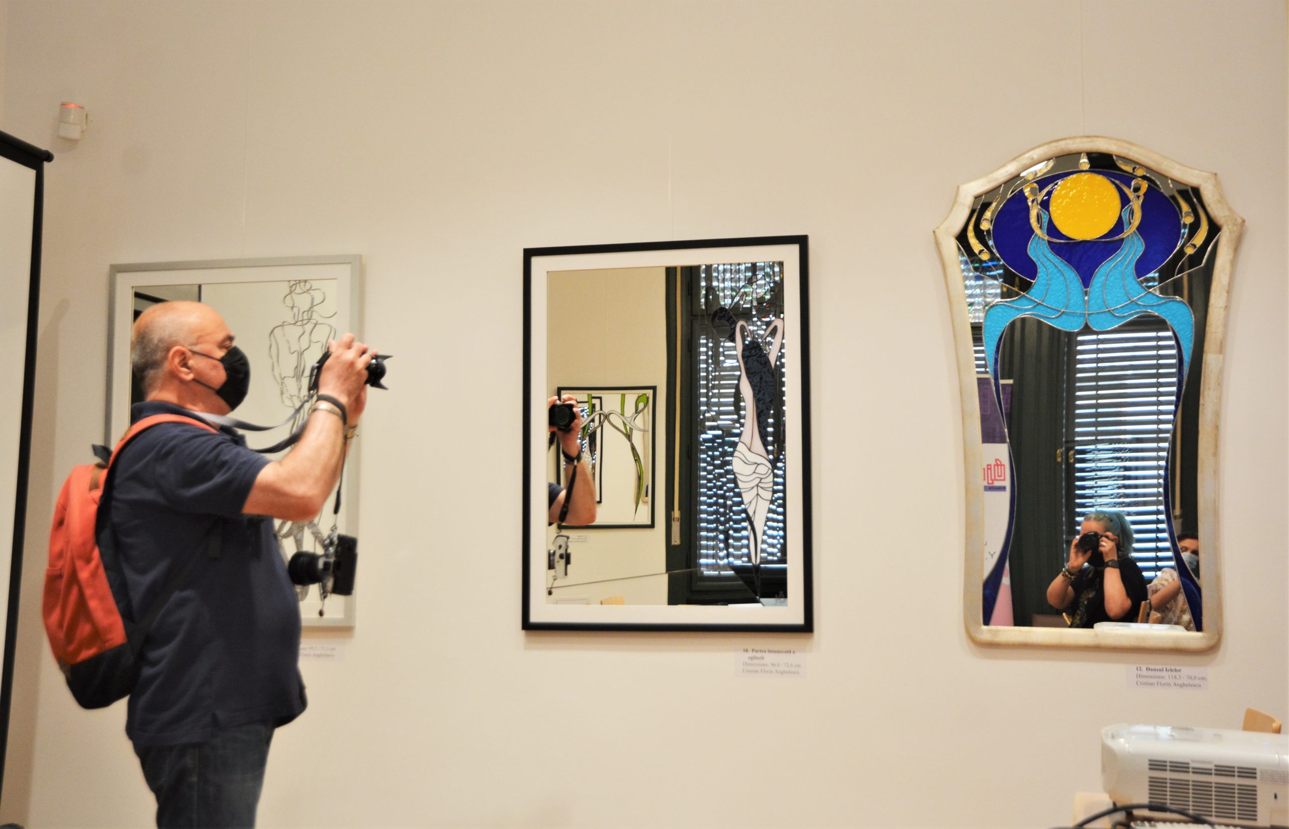 „Glass Nouveau - Portaluri oglinzi vitrate” (26)