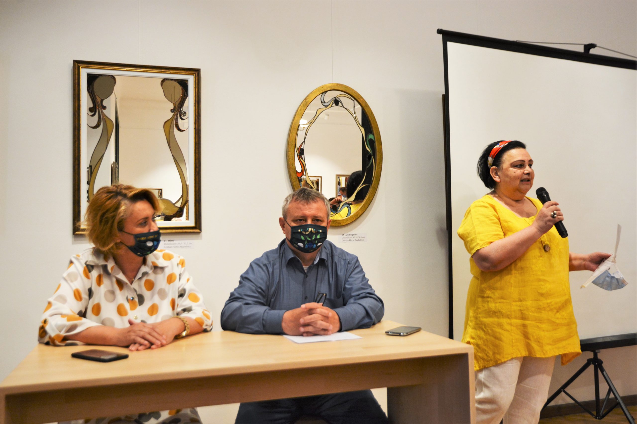 „Glass Nouveau - Portaluri oglinzi vitrate” (31)