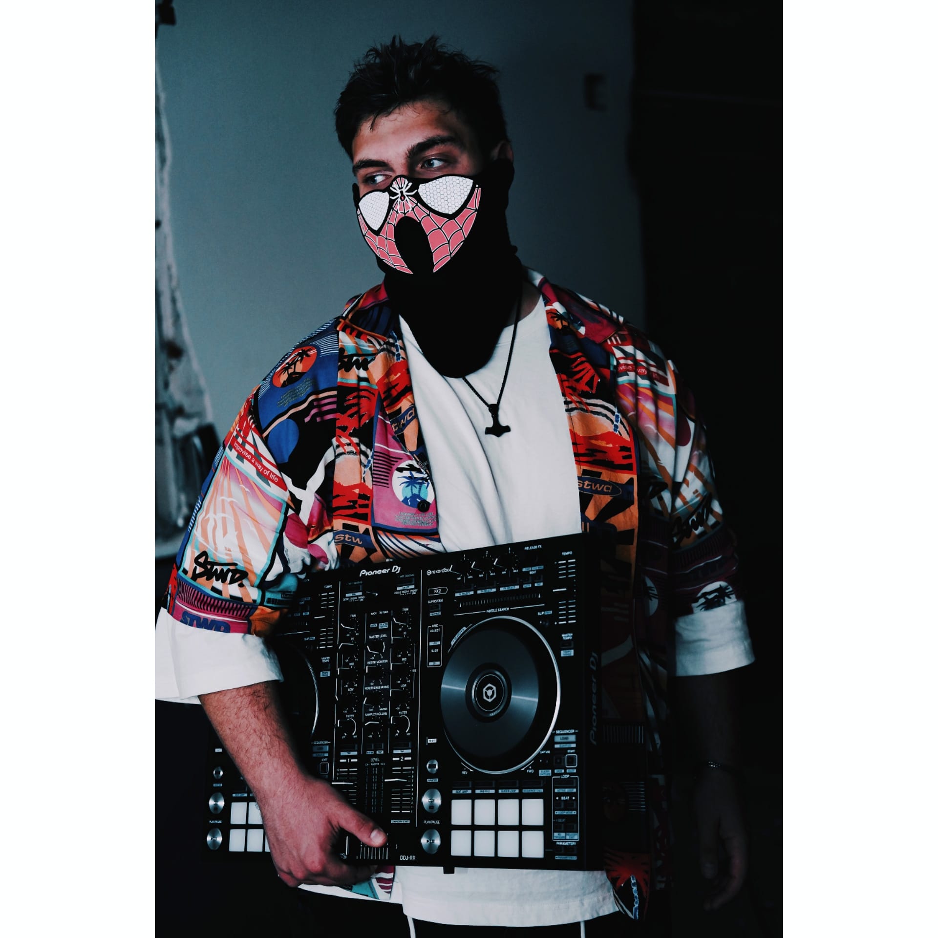 96320179-3add-41bf-ab38-6d74a4a6a041