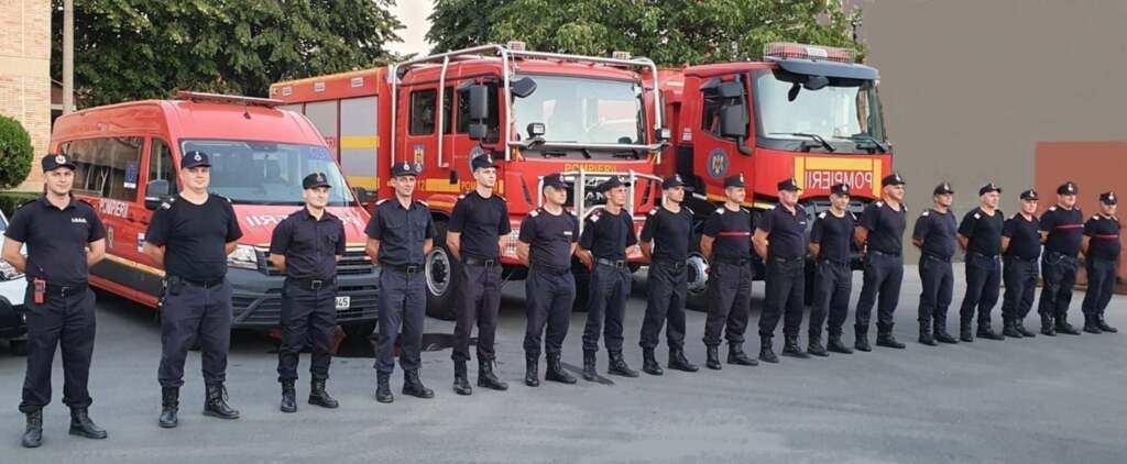 Cei 17 salvatori bihoreni plecați să ajunge Grecia