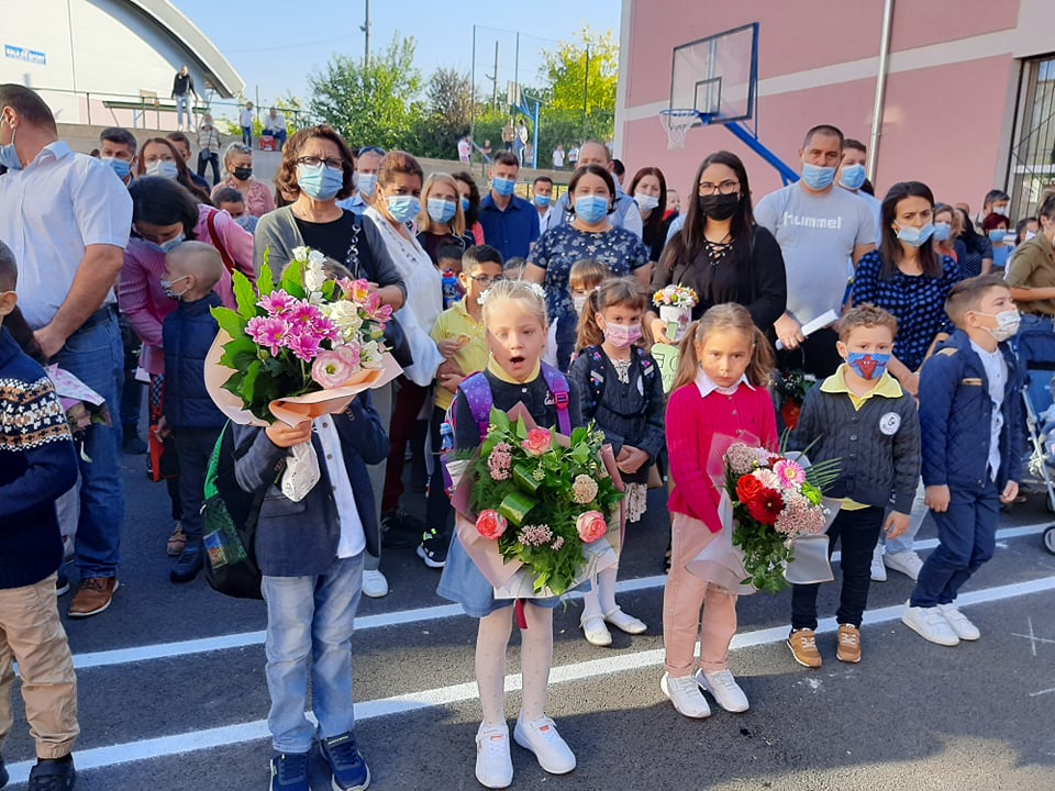 241741558_1051341772341460_1574784027970571978_n