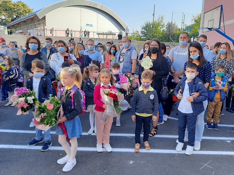 241743398_592631805091417_2249987732662110940_n