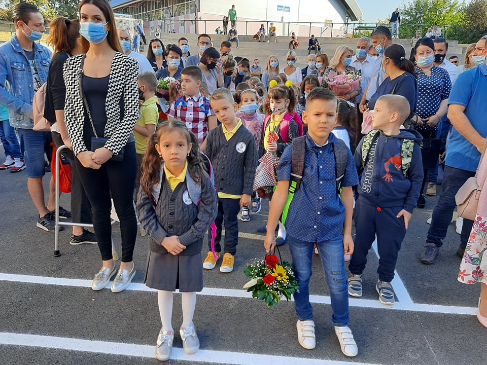 241755840_913810895891479_4746219896606861427_n