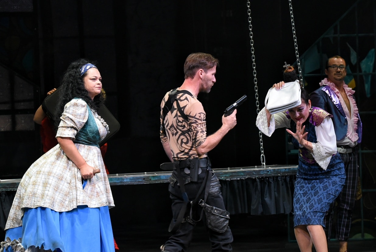 242308673_136309795380153_5972082282183149115_n