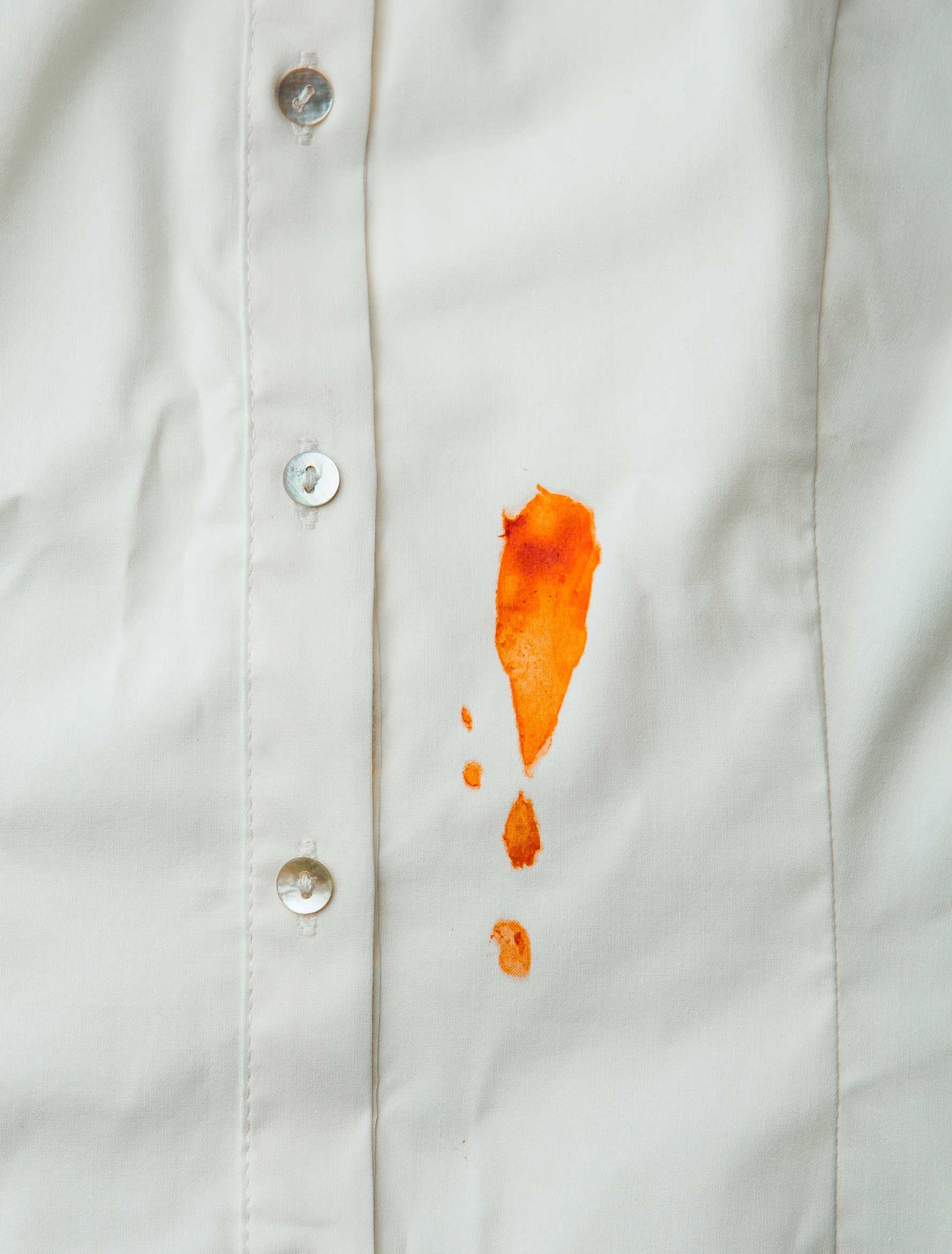 Mr-Jeff_Lifestyle_Services_stained-shirt_01