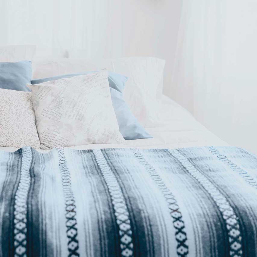 Mr-Jeff_Products_Home_Bedspread