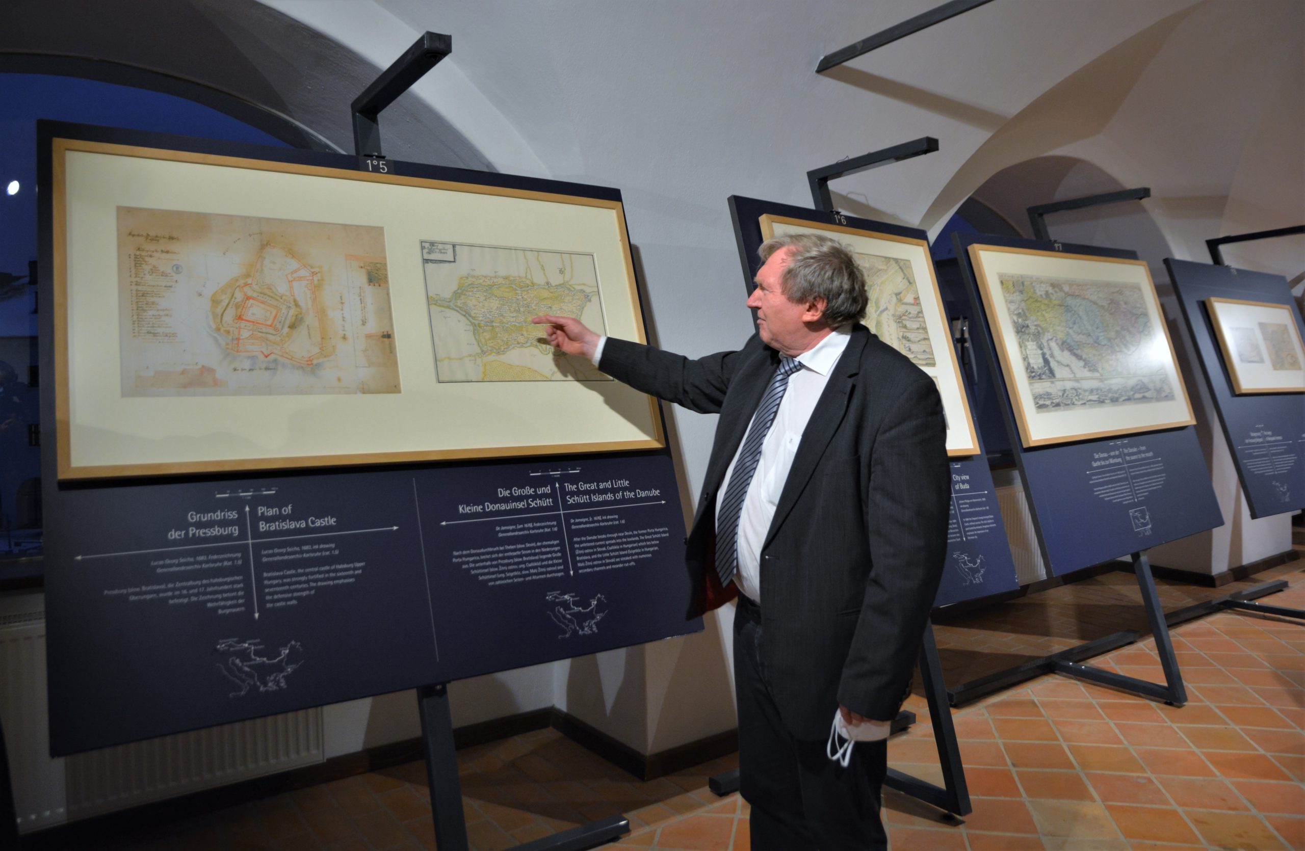 Expoziţia „Spații fluente. Hărți ale spațiului dunărean 1650-1800” (60)