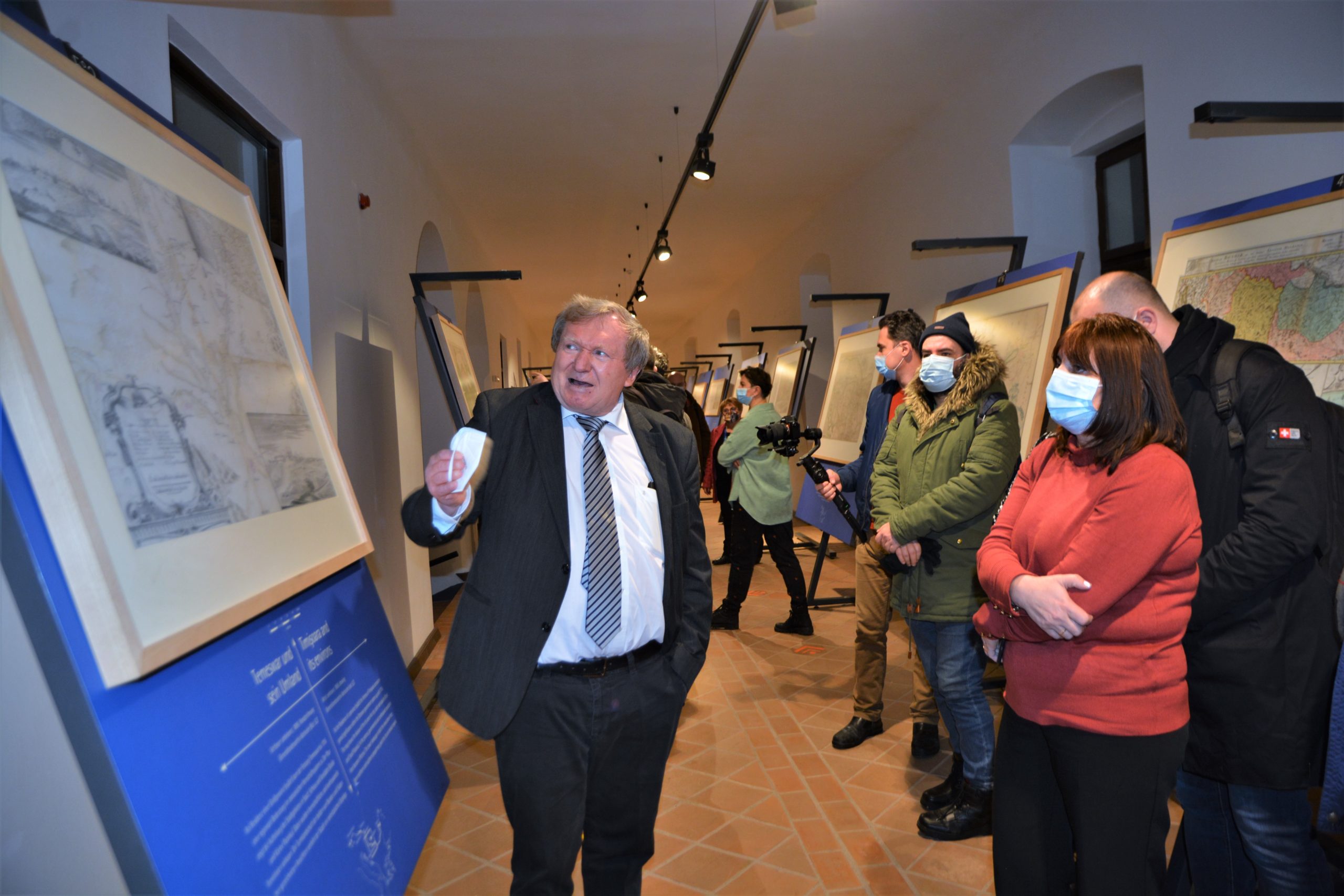 Expoziţia „Spații fluente. Hărți ale spațiului dunărean 1650-1800” (70)