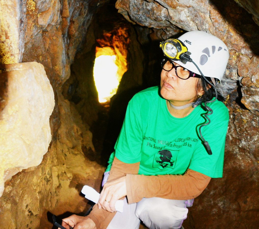 Peștera de la Cascada Bohodei, Munții Bihor, fotografie de Liviu Vălenaș, 2021_