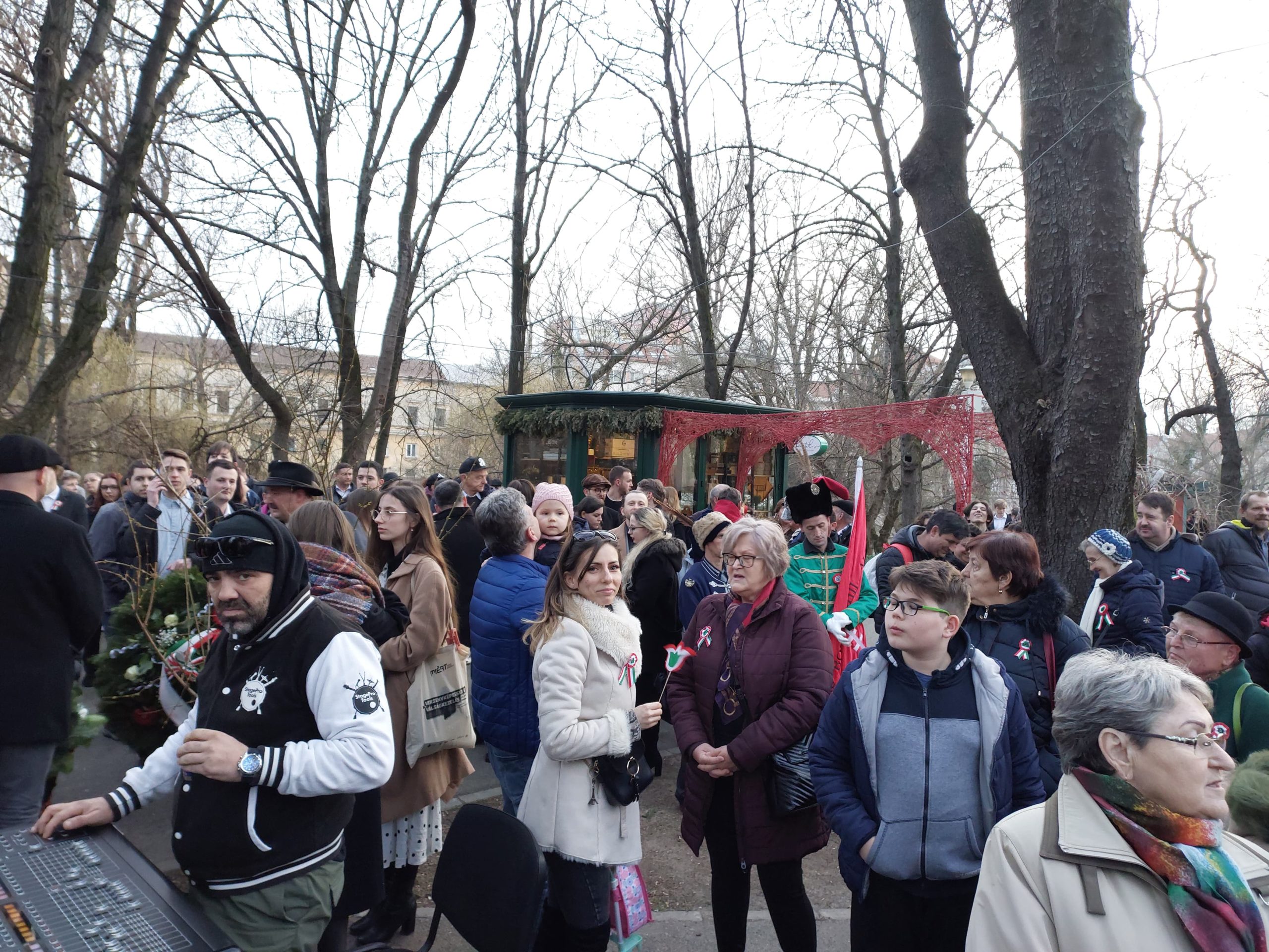 275580420_303160655251066_8338856330474770167_n