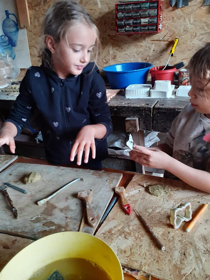 123159060_404401107391888_8507570471363856942_n