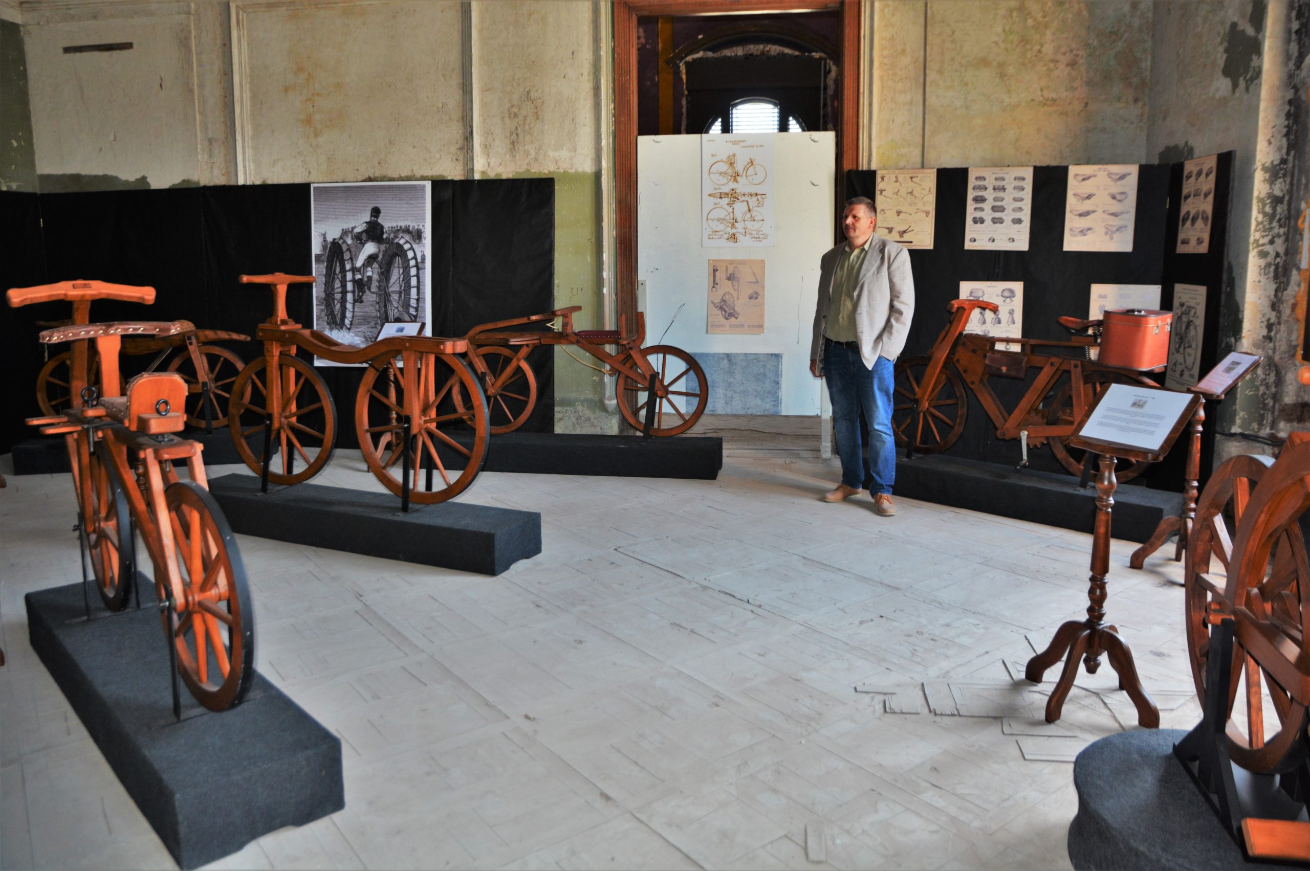 Expoziţia Două roţi şi amintiri de la Palat (5)