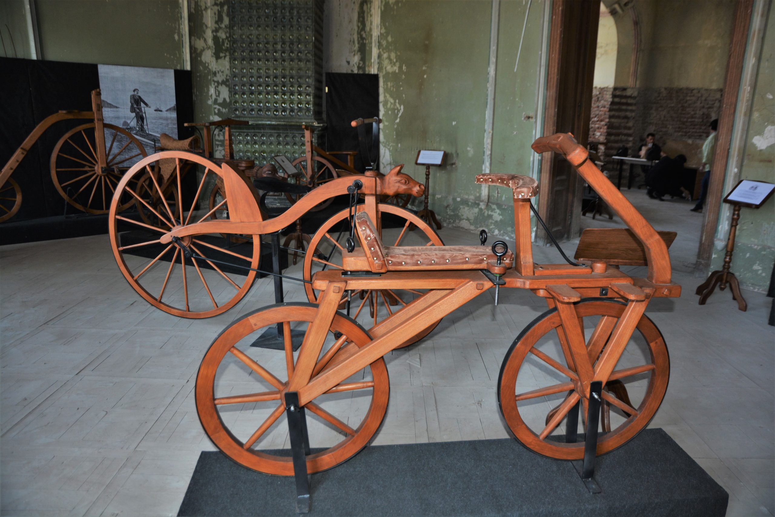 Expoziţia Două roţi şi amintiri de la Palat (14)