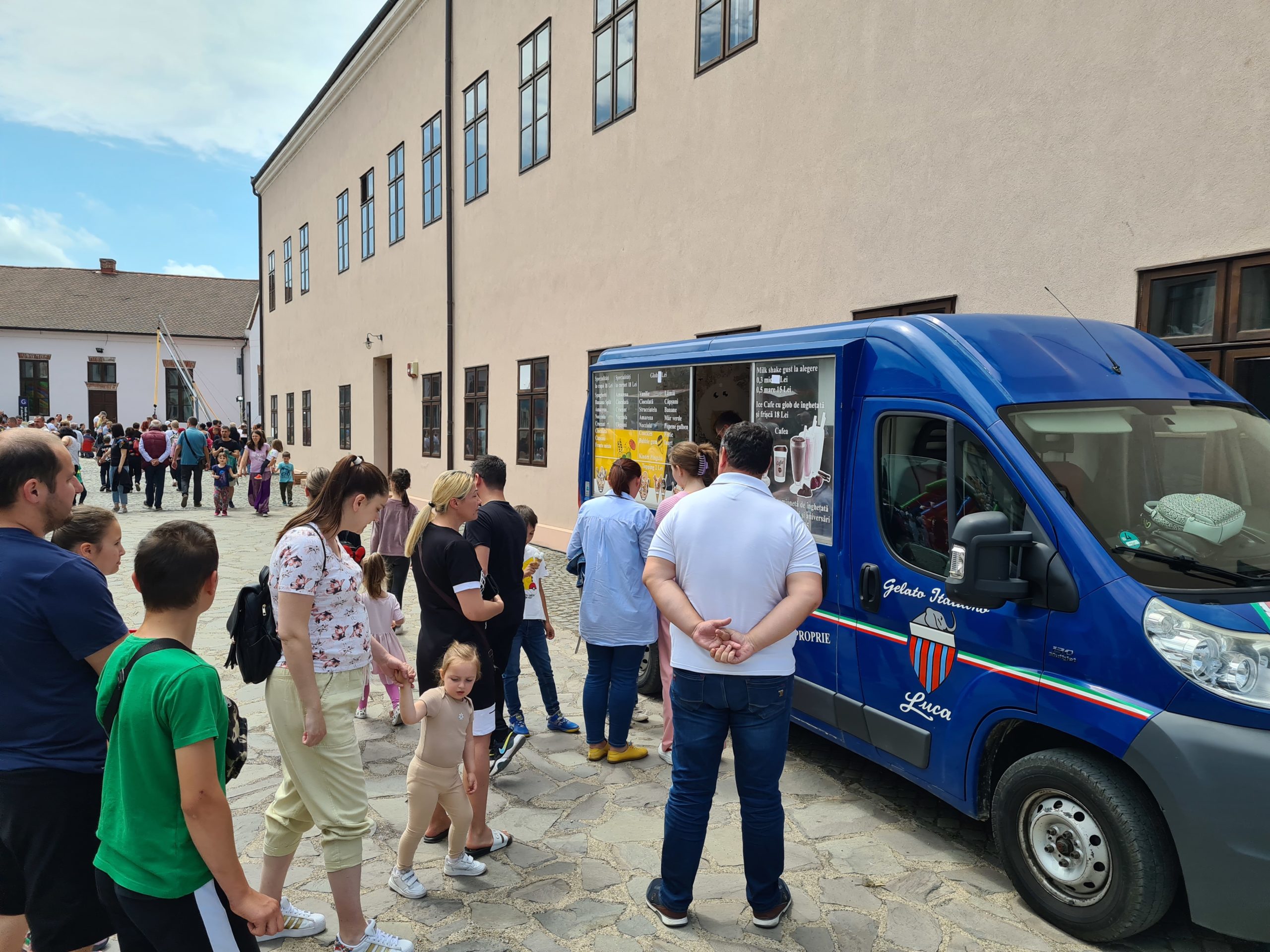 1 iunie cetatea oradea (8)