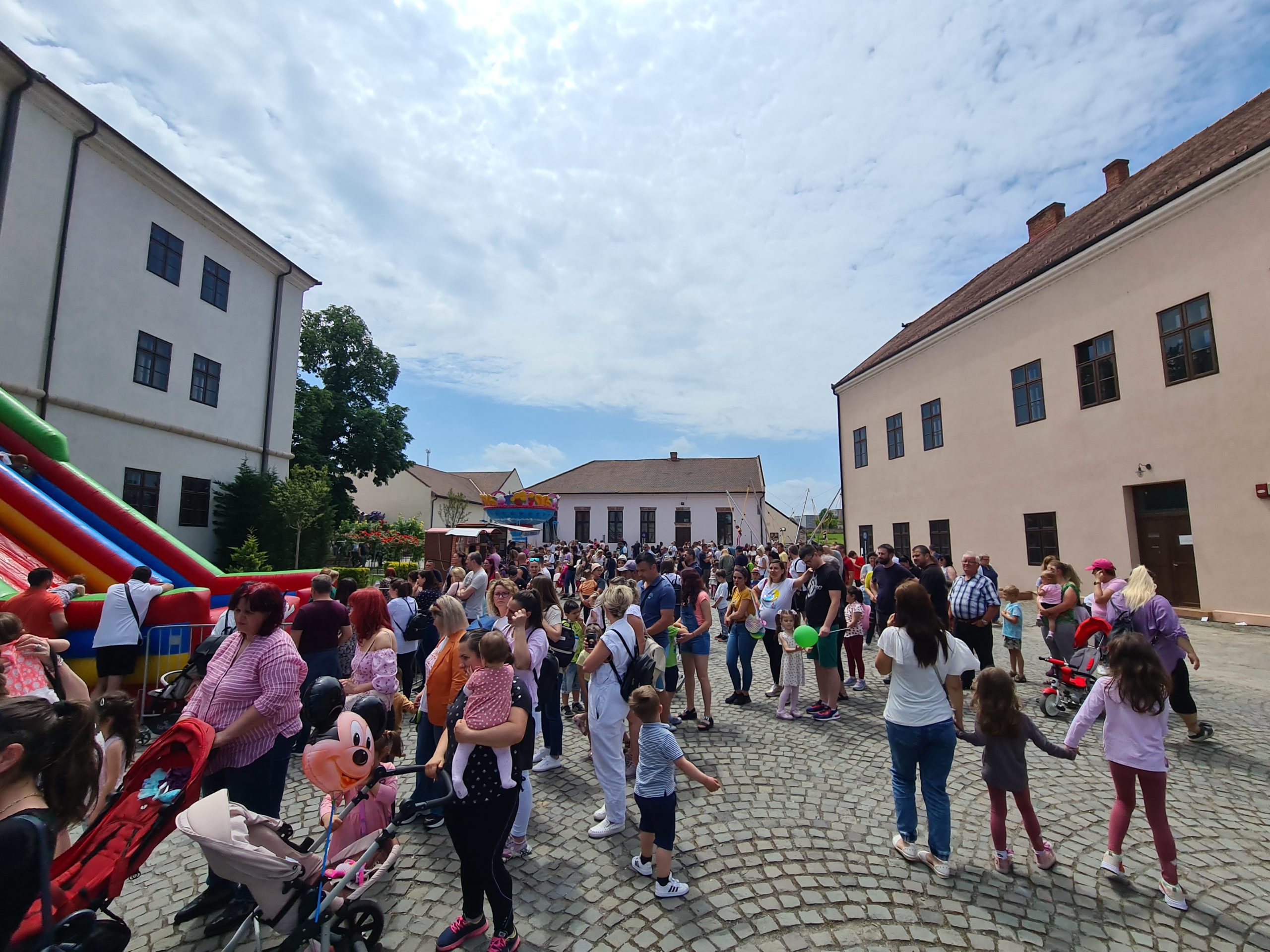 1 iunie cetatea oradea (13)